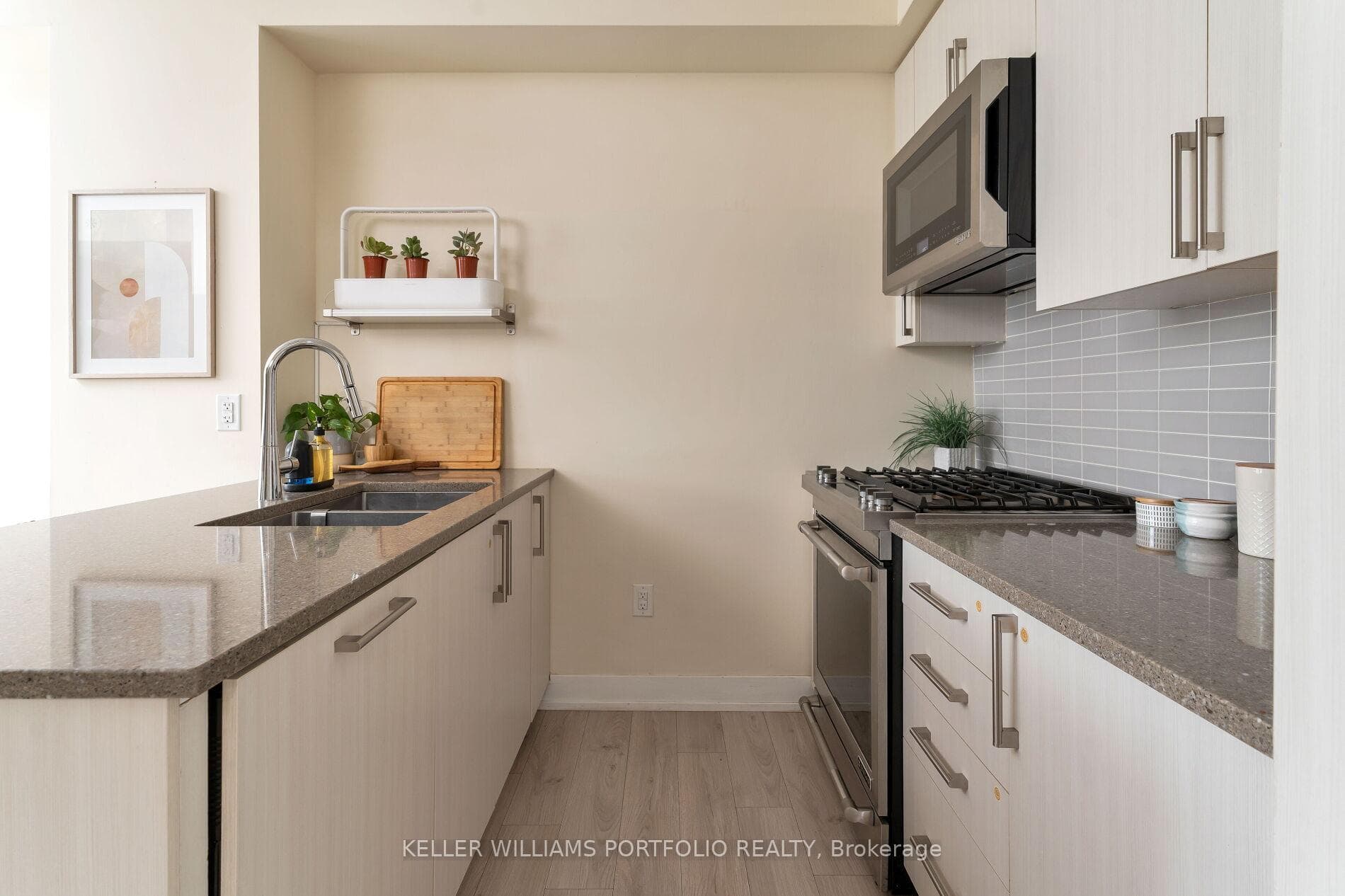 Kitchen 2