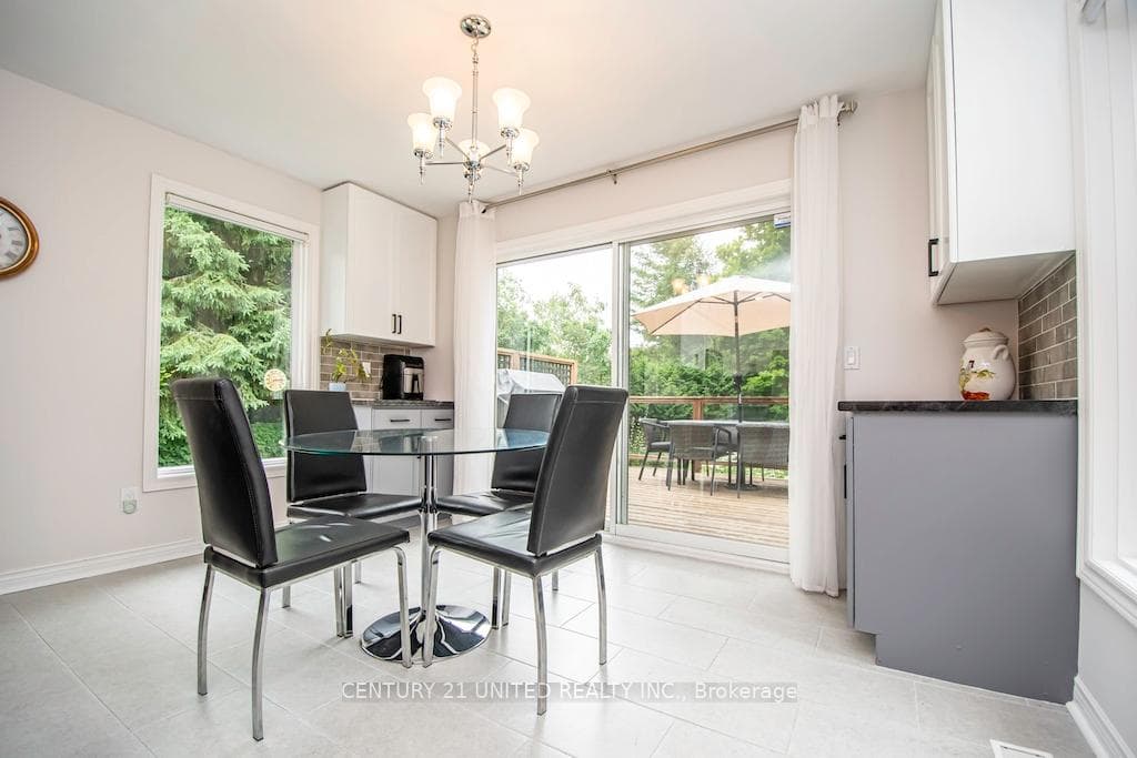 55 Cooper Court photo 10