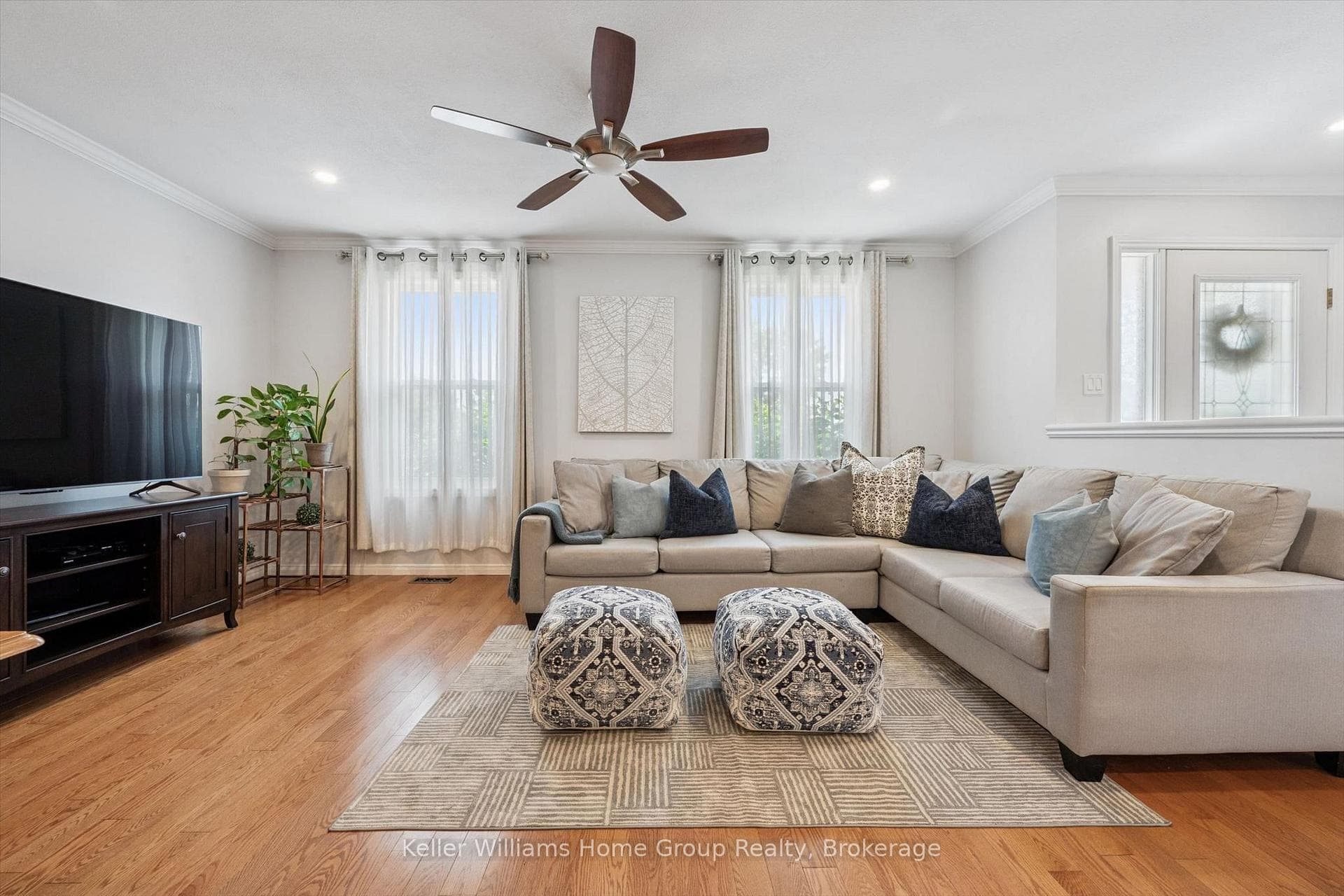51 Dunhill Crescent photo 9