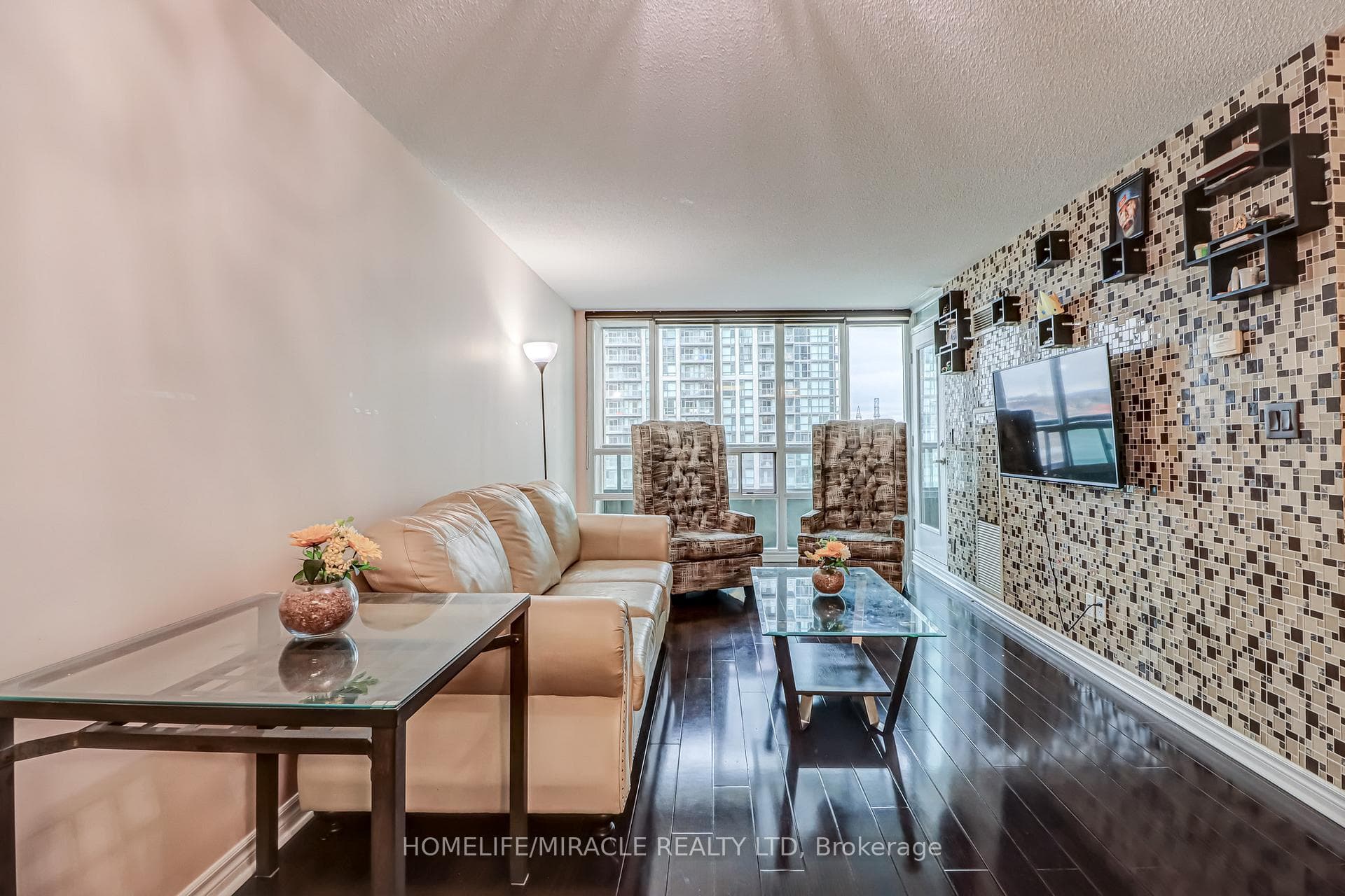 335 Rathburn Road Unit 1002 photo 3