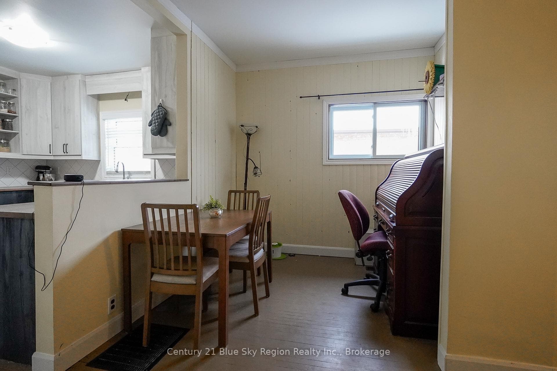 325 First Avenue photo 10