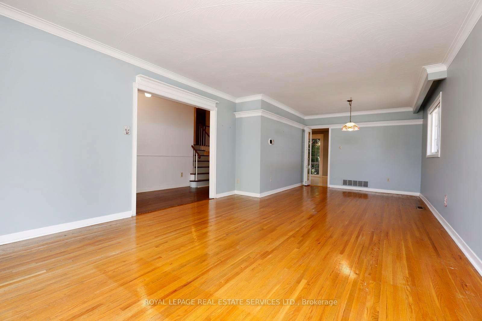 1492 Hillgrove Road photo 12