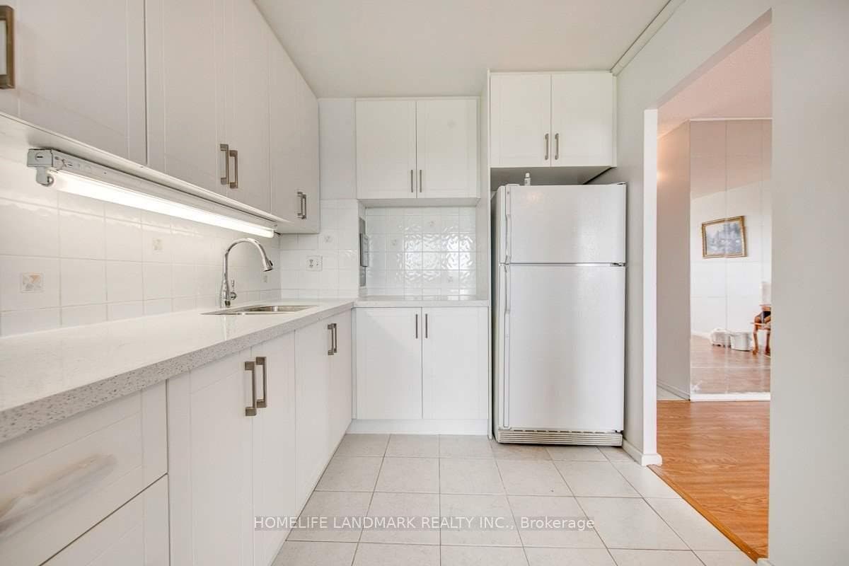 725 Don Mills Road Unit 1103 photo 4