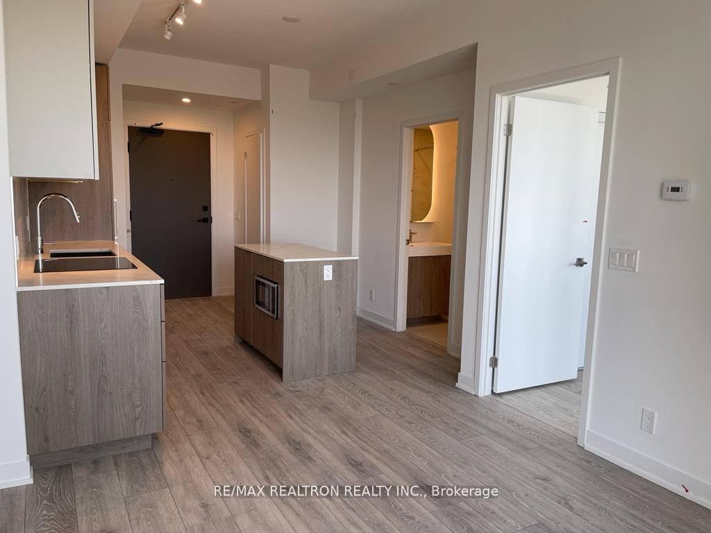 15 Holmes Avenue Unit 1709 photo 8