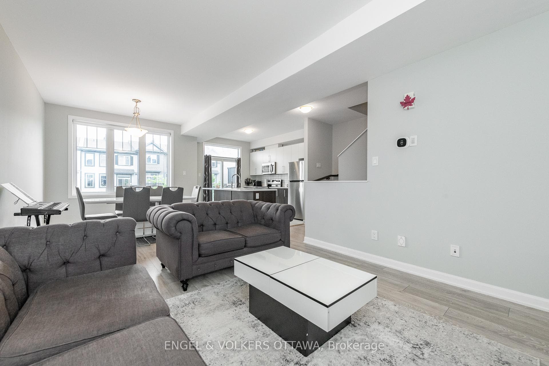 517 Galmoy Way photo 10