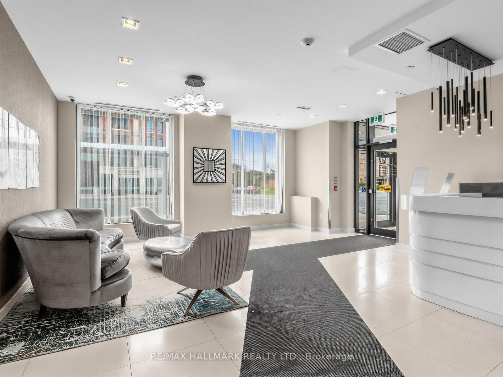 741 Sheppard Avenue Unit 202 photo 18
