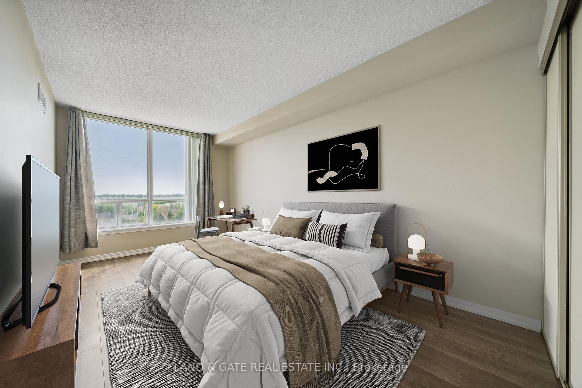 711 Rossland Road Unit 601 photo 29