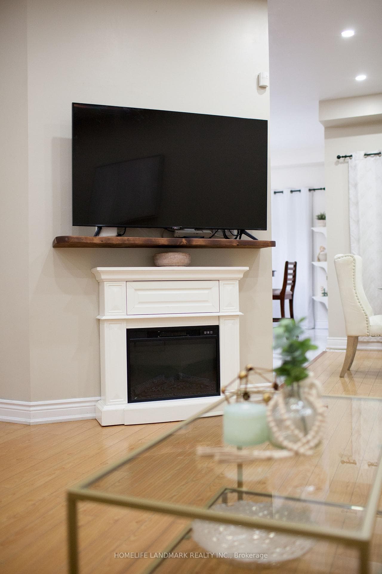 24 Cherryplum Way photo 9