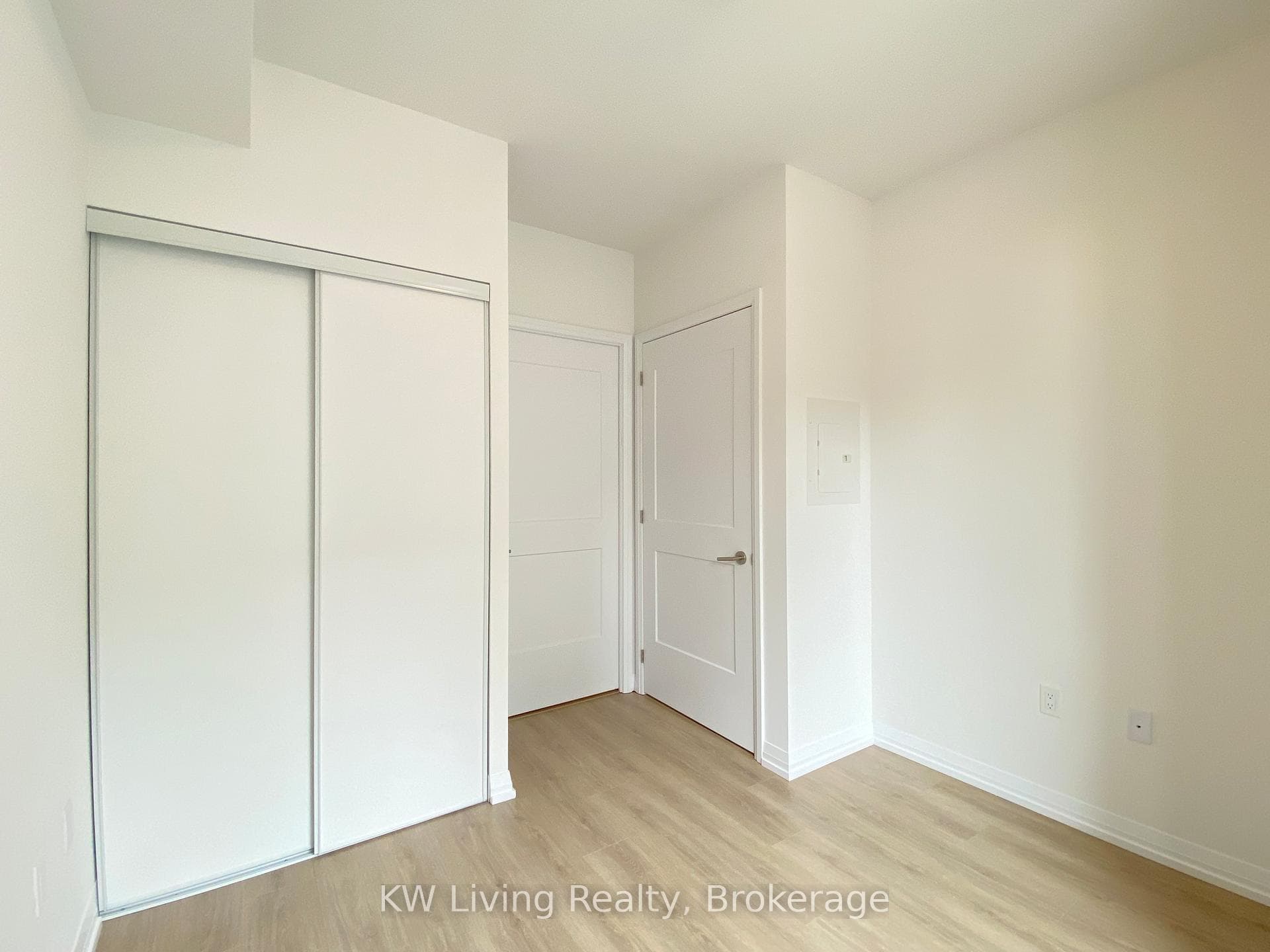 25 Holly Street Unit 1104 photo 14