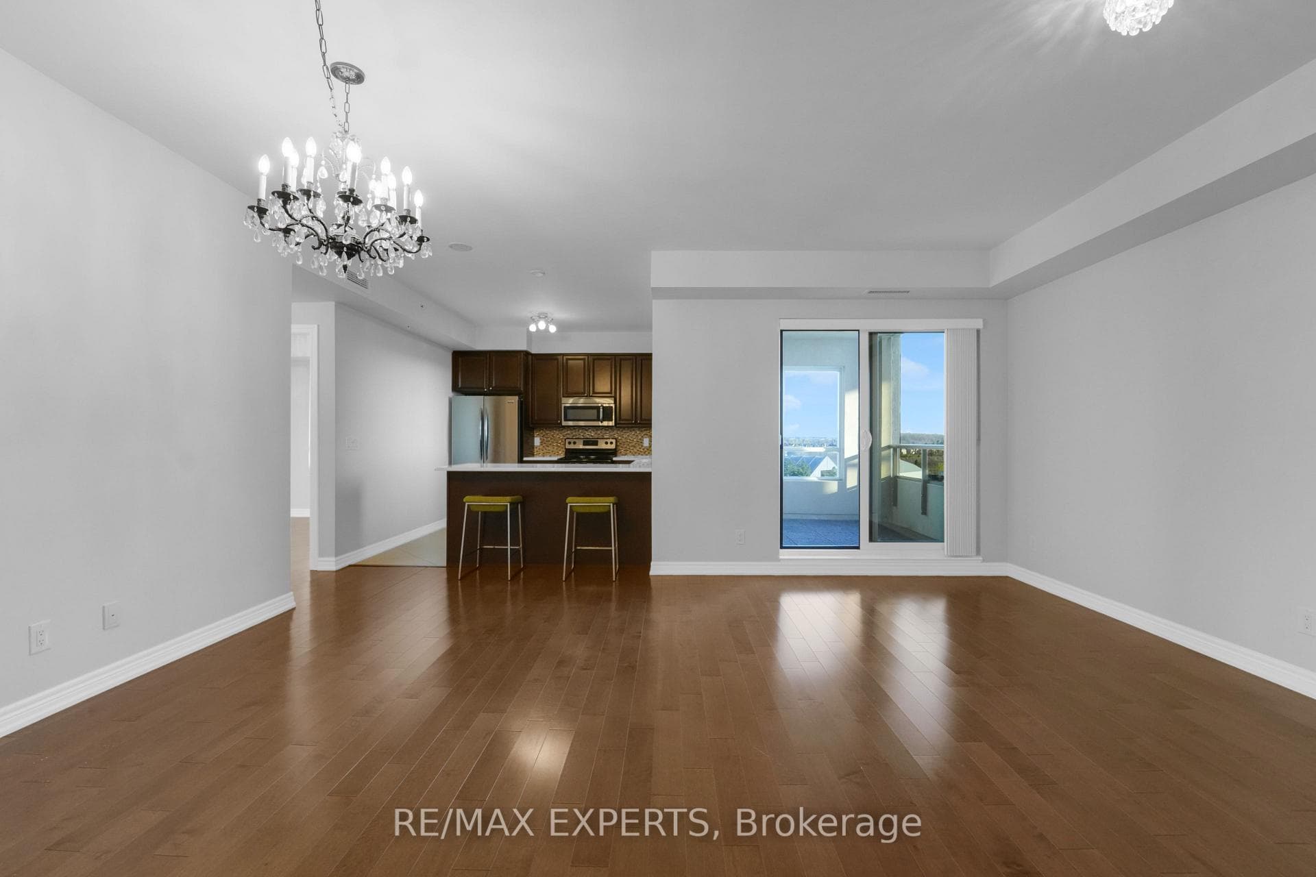 9255 Jane Street Unit 805 photo 14