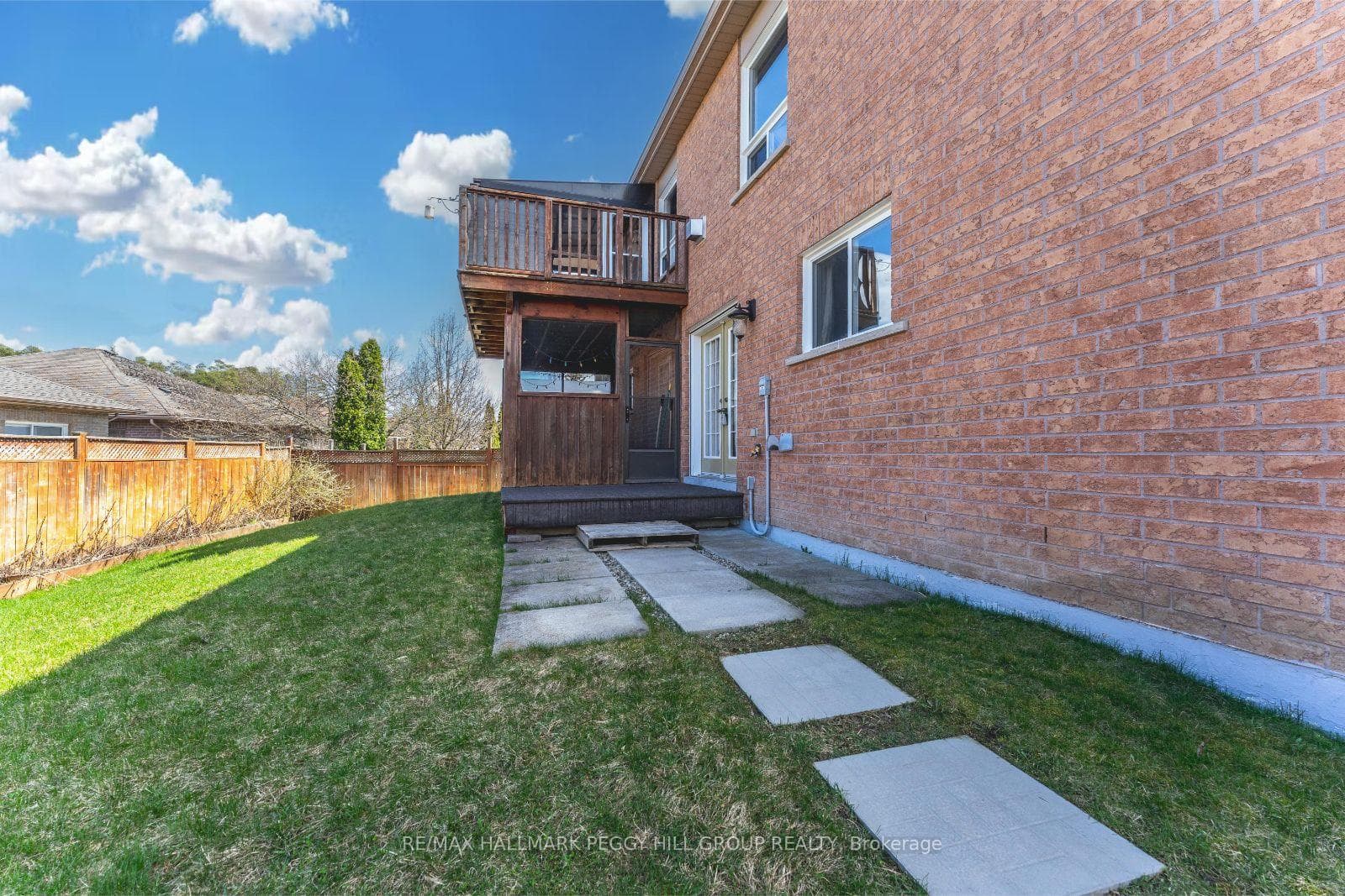 12 Todd Drive Unit Lower photo 2