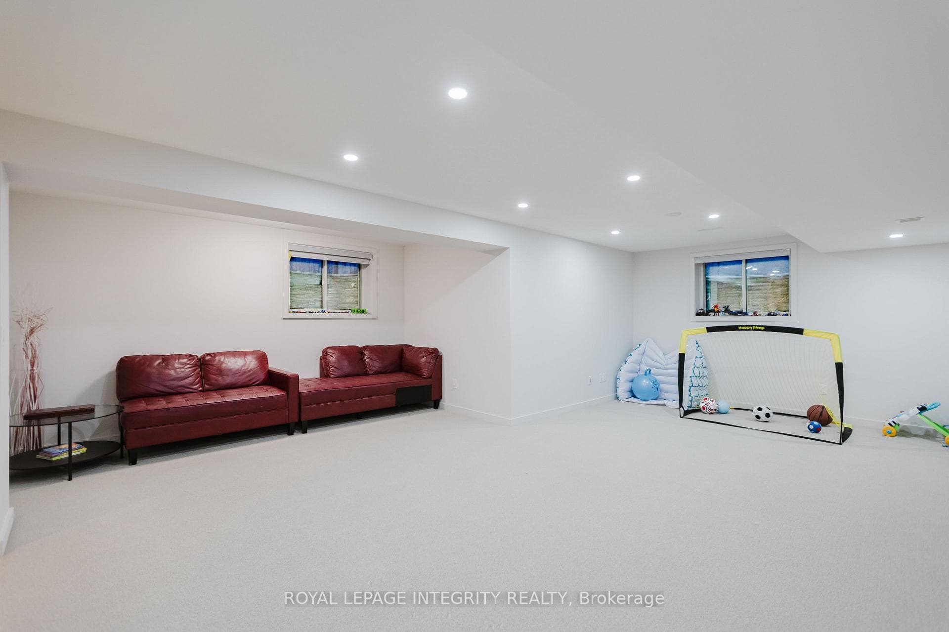 900 Chipping Circle photo 38