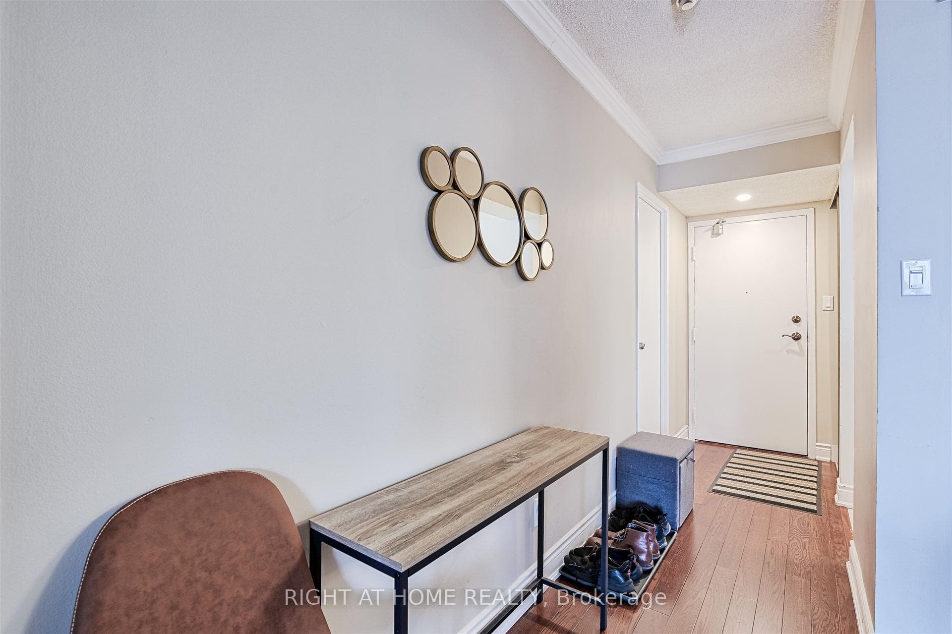 633 Bay Street Unit 1615 photo 4