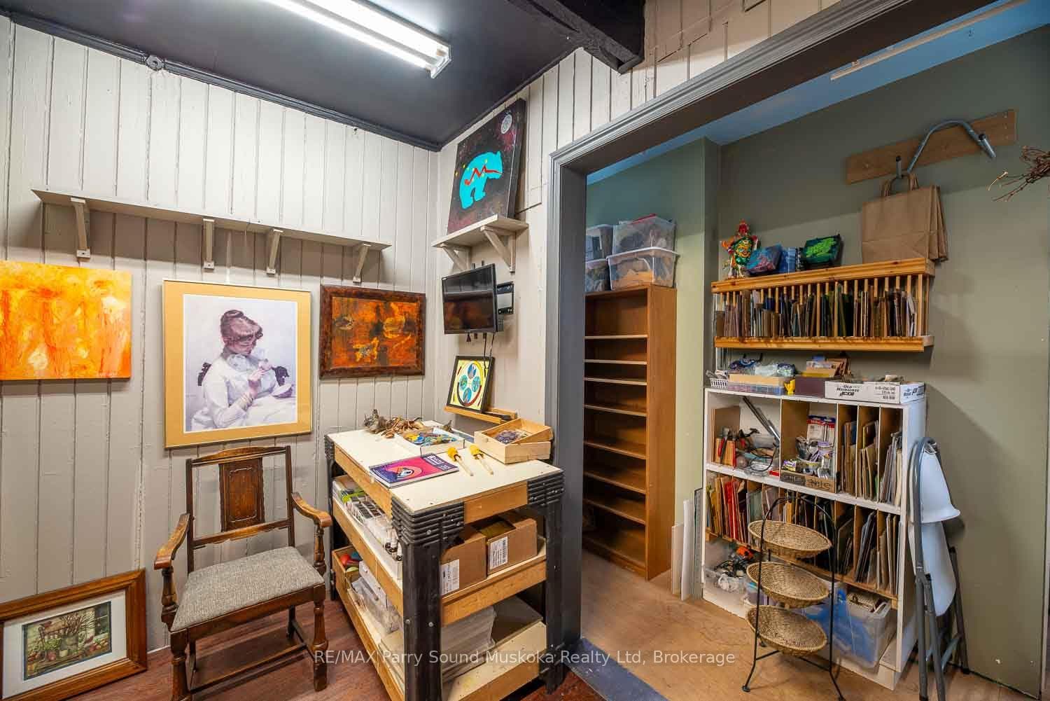 156 Ontario Street photo 11