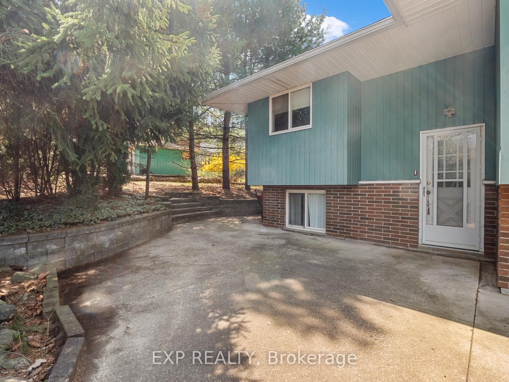 2 ROCKDALE Avenue photo 27