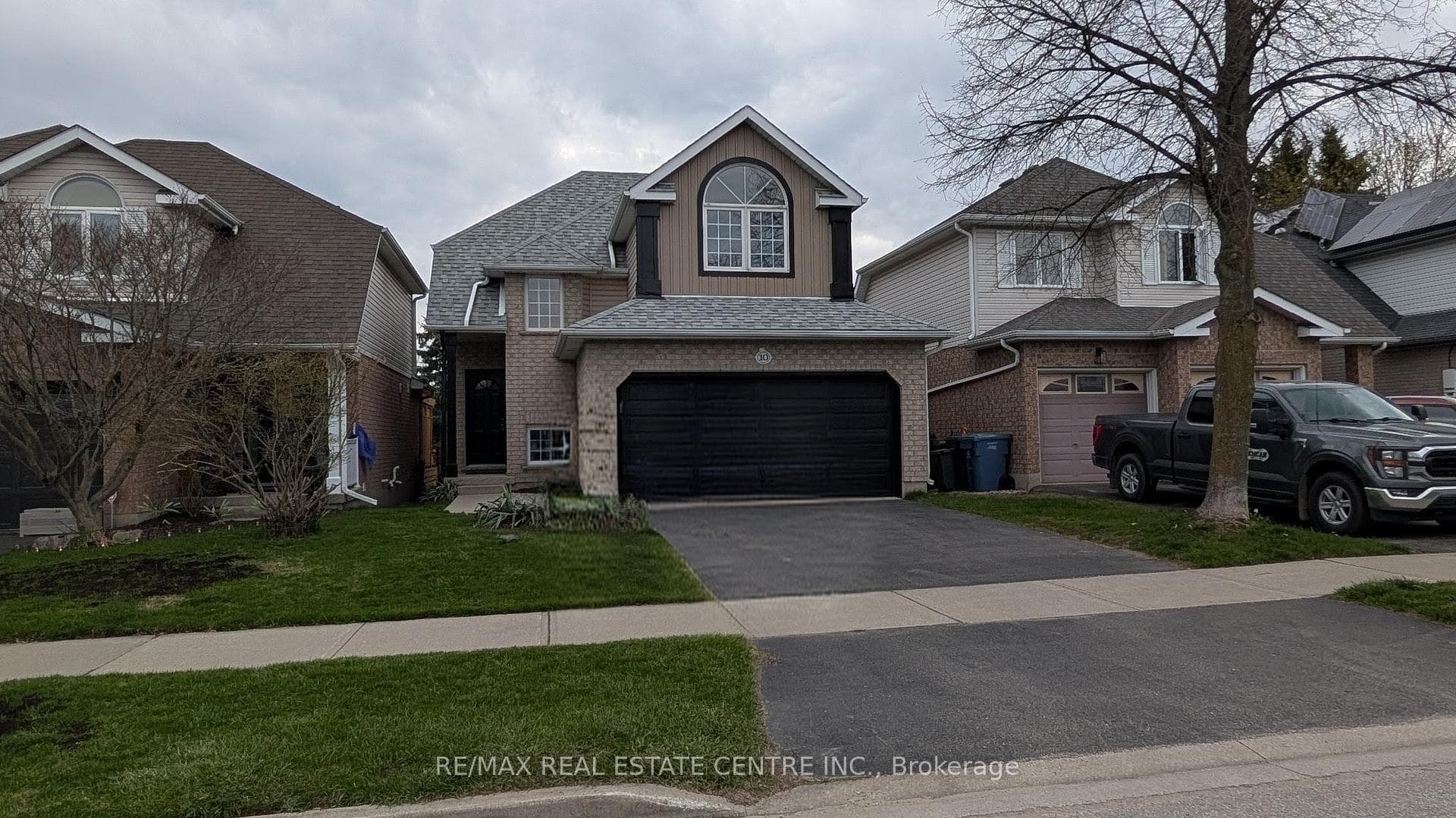 10 Periwinkle Way photo 2