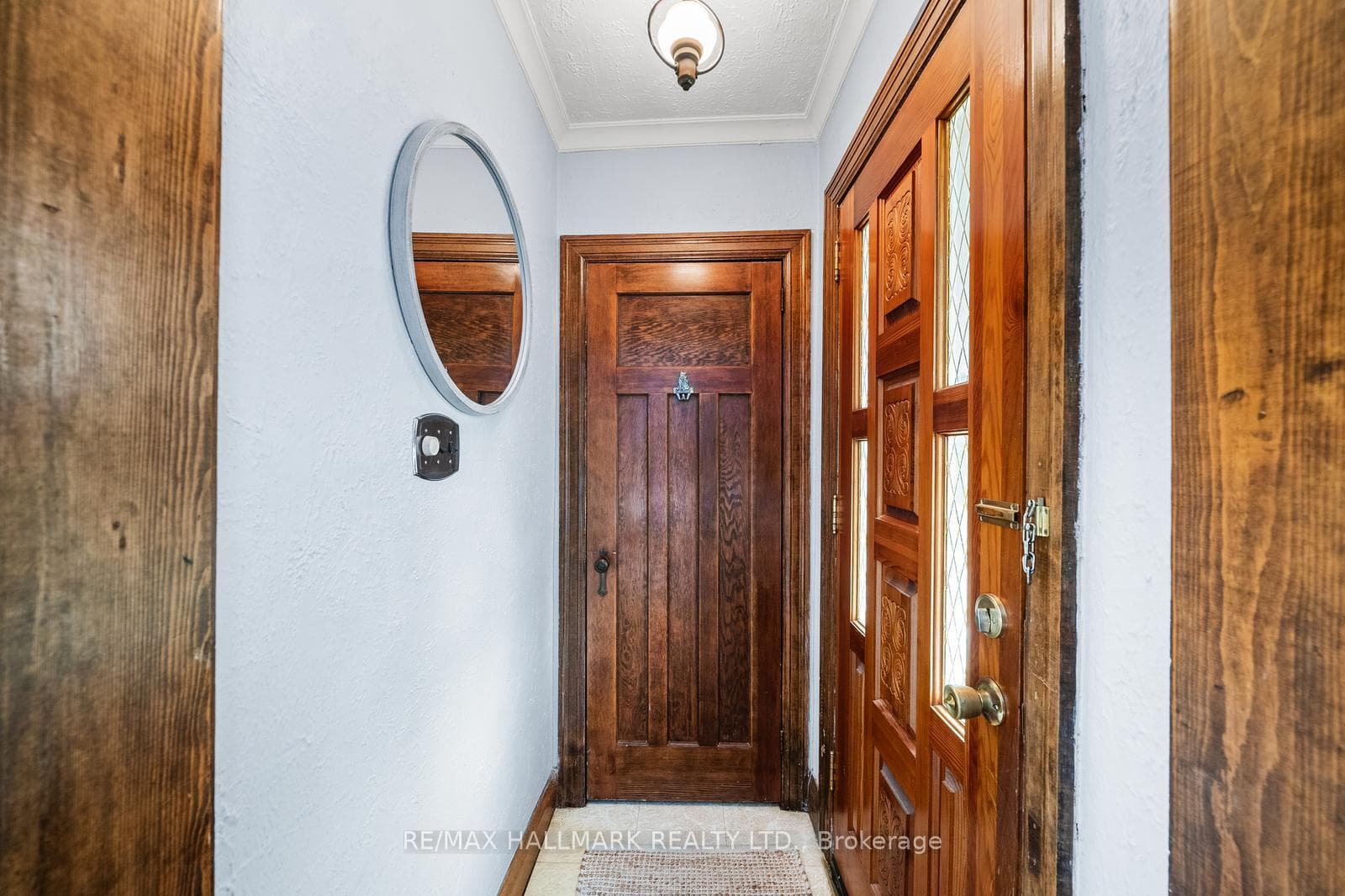 44 St Hubert Avenue photo 8