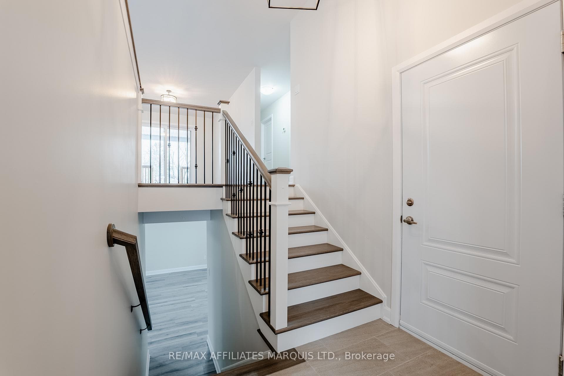 16 Mullin Drive photo 2