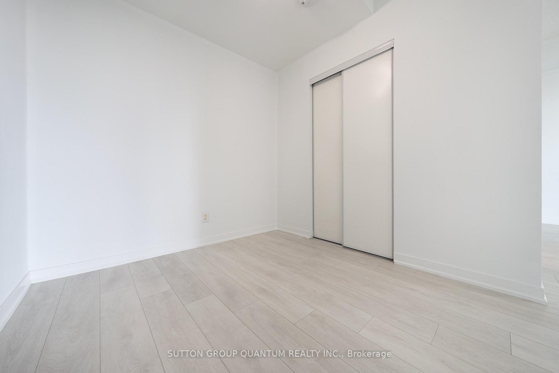 150 East Liberty Street Unit 1012 photo 15