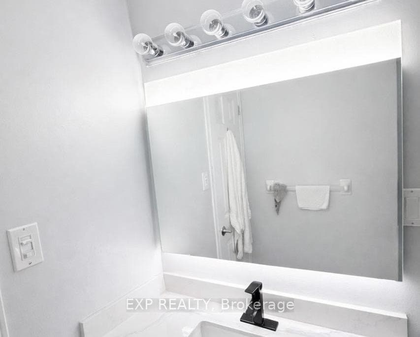 1512 WALKLEY Road Unit 100 photo 13