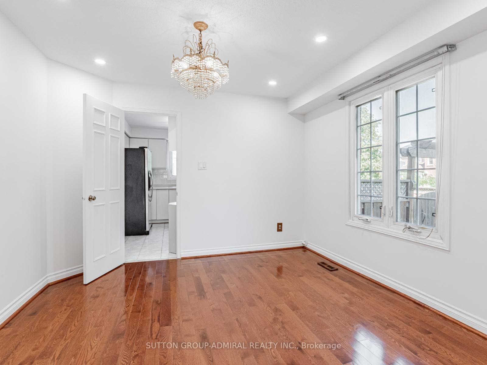 98 Rosedale Heights Drive photo 13