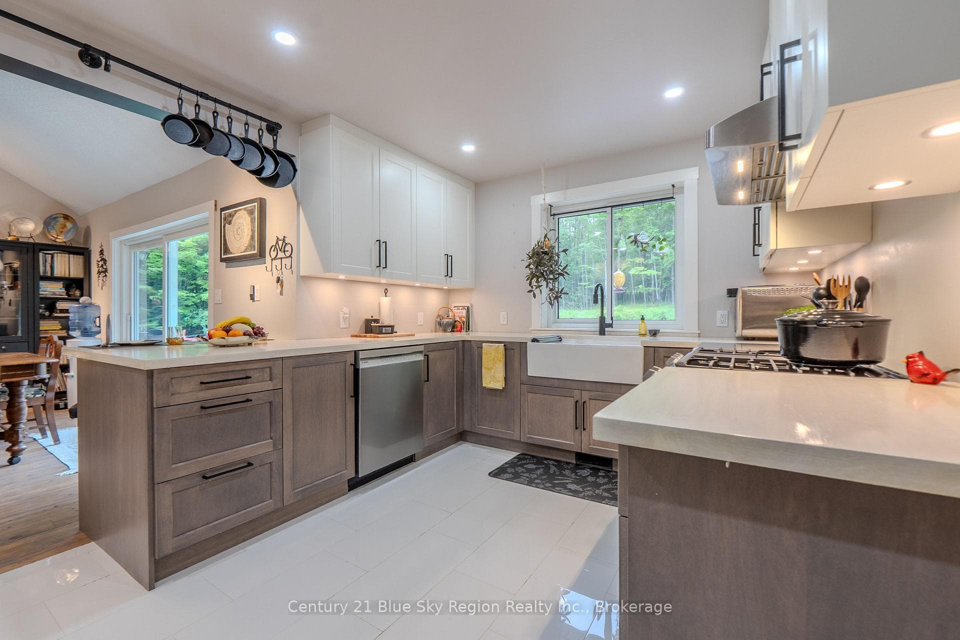 349 Guillemette Road photo 16
