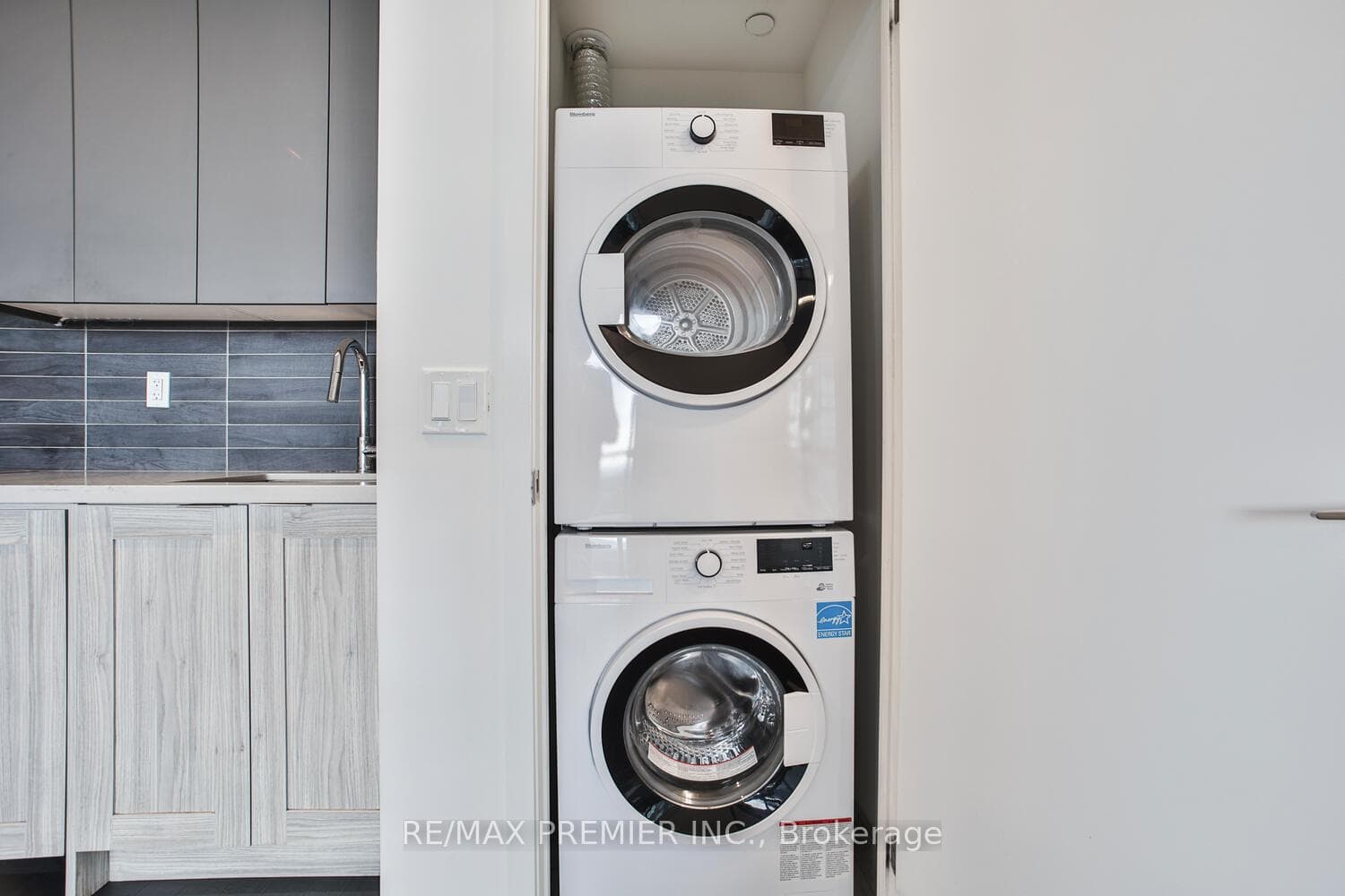 2908 Highway 7 Road Unit 3203 photo 40