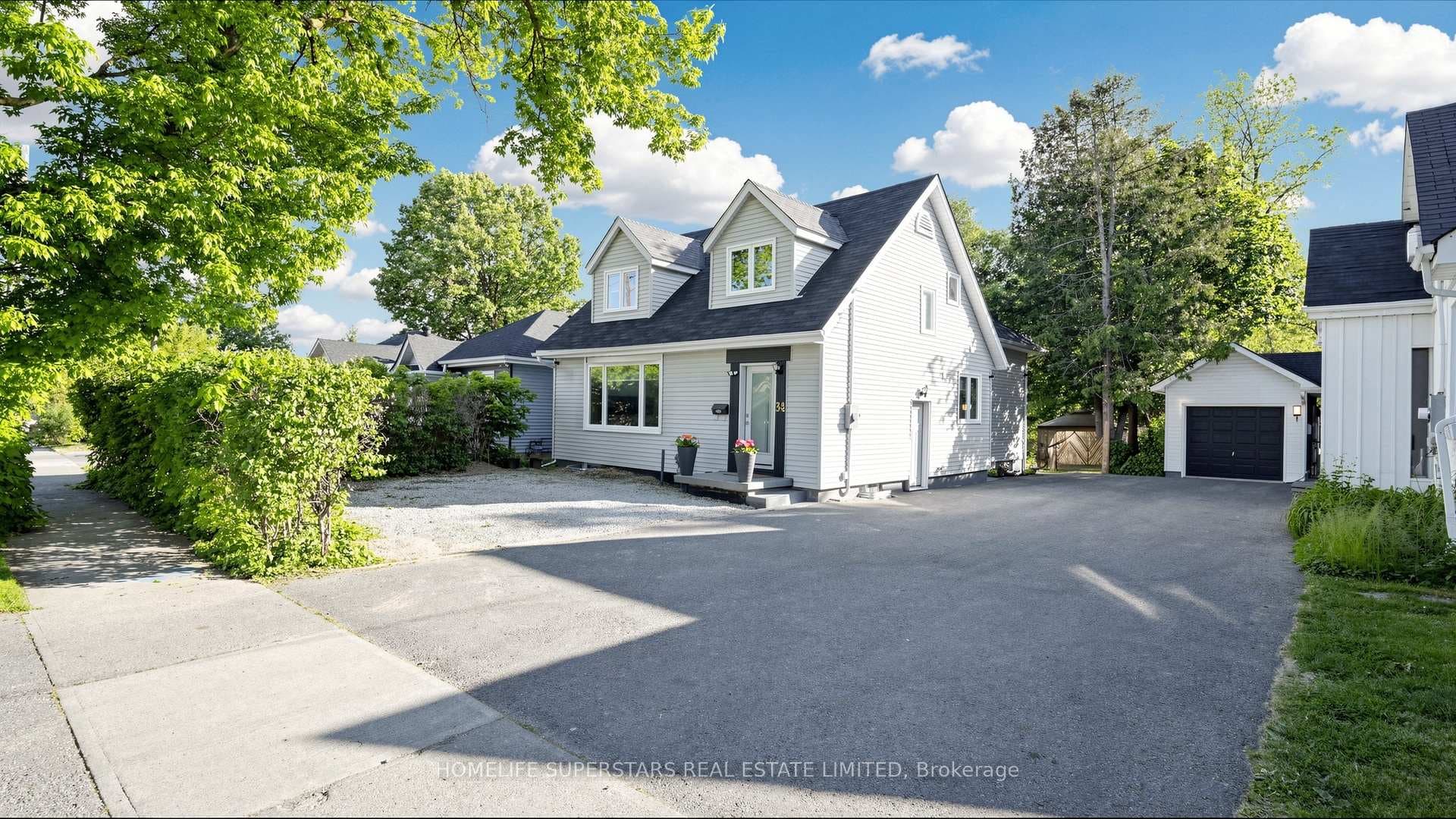 34 Mercer Drive photo 2