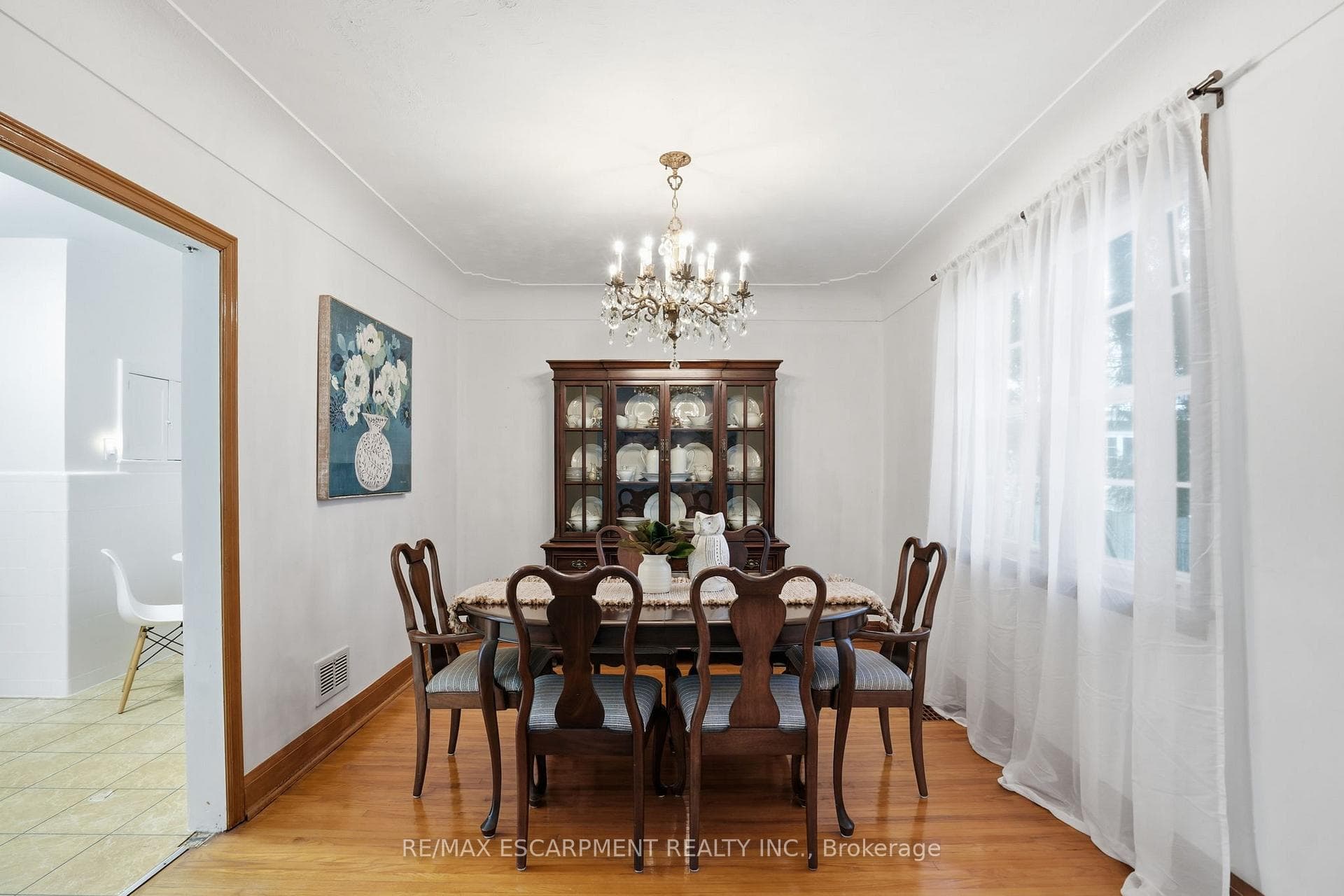 170 Dufferin Street photo 13