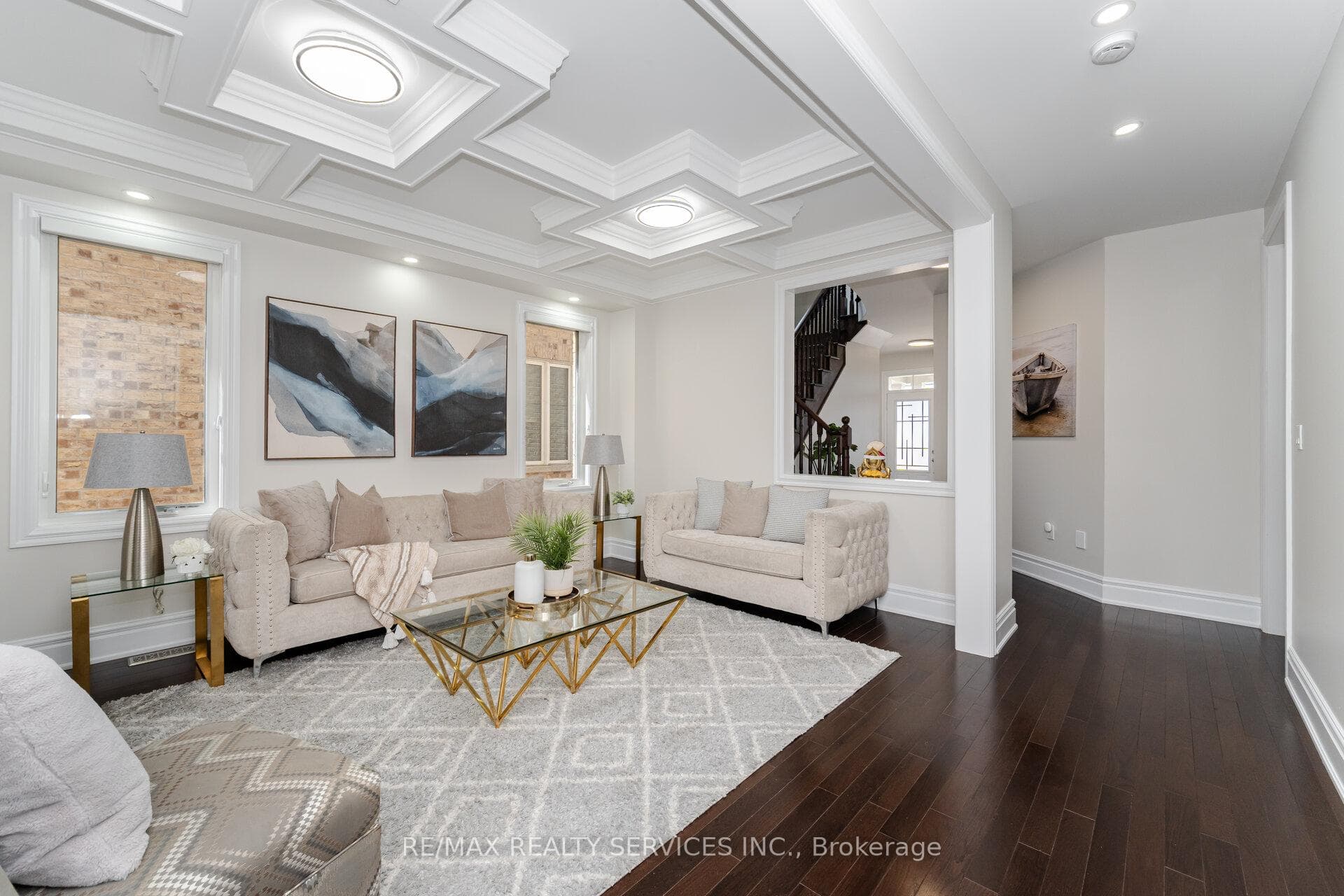 14 Dotchson Avenue photo 4