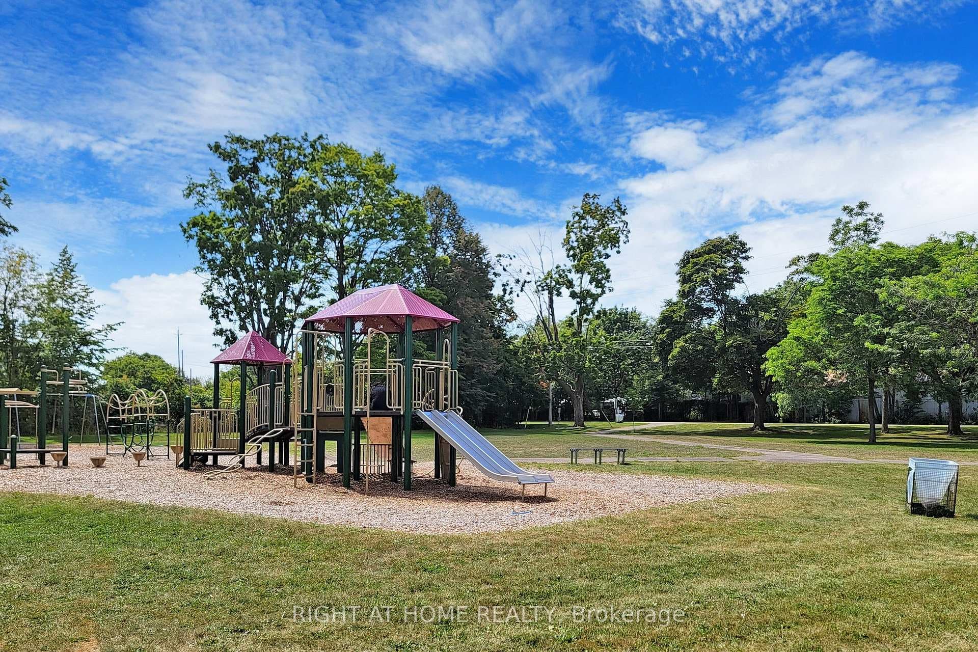 158 Olive Avenue photo 18