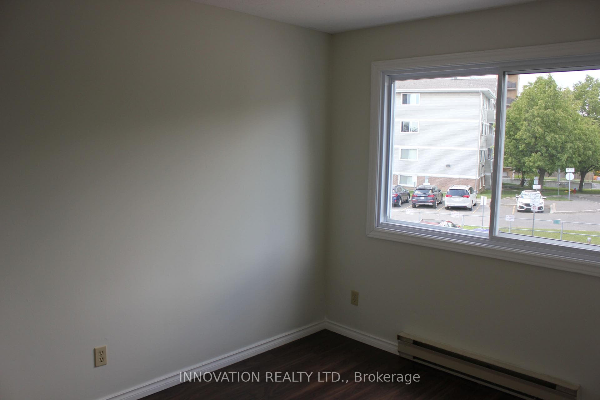260 Brittany Drive Unit 203 photo 14