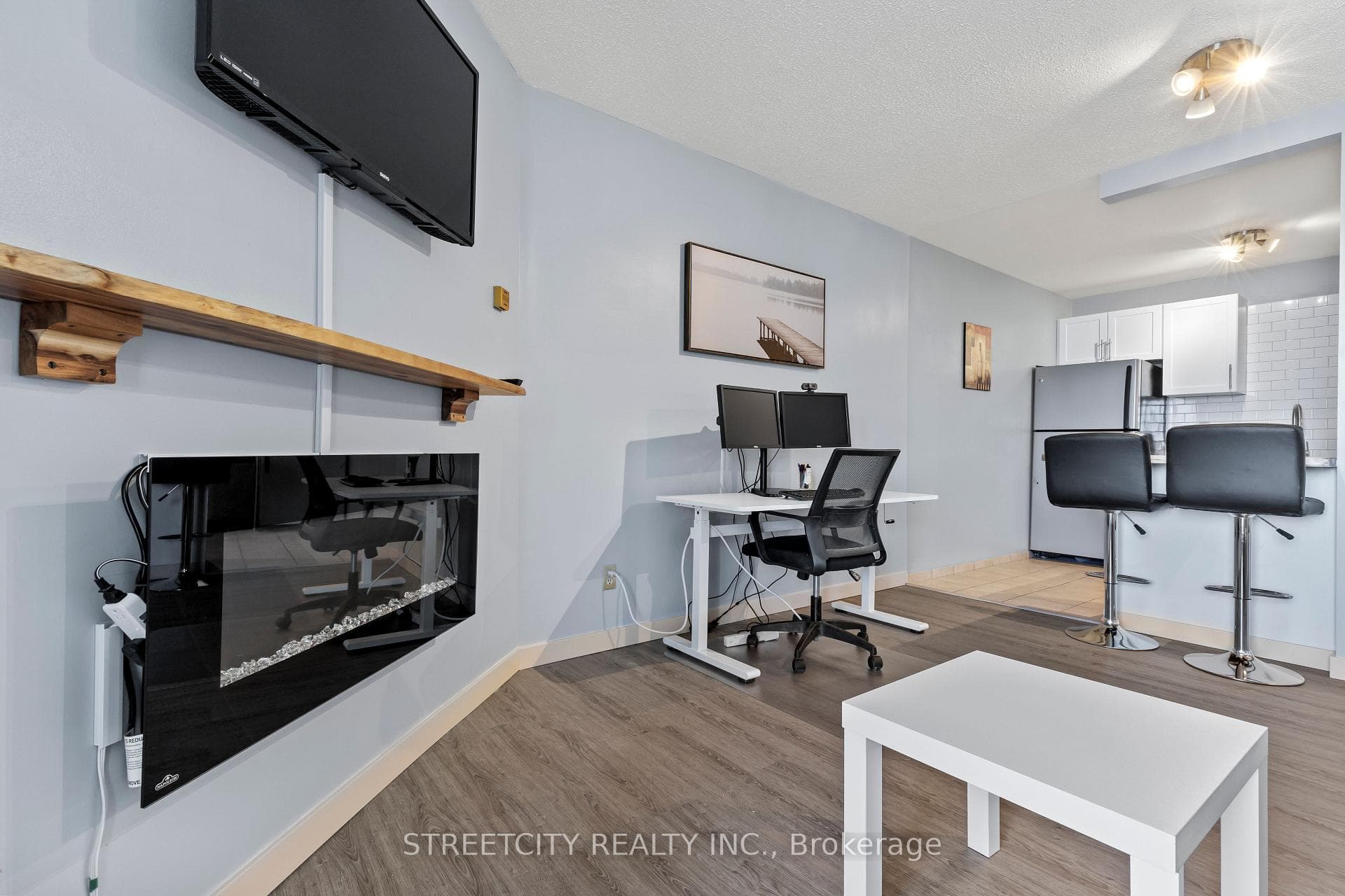 731 Deveron Crescent Unit 314 photo 11