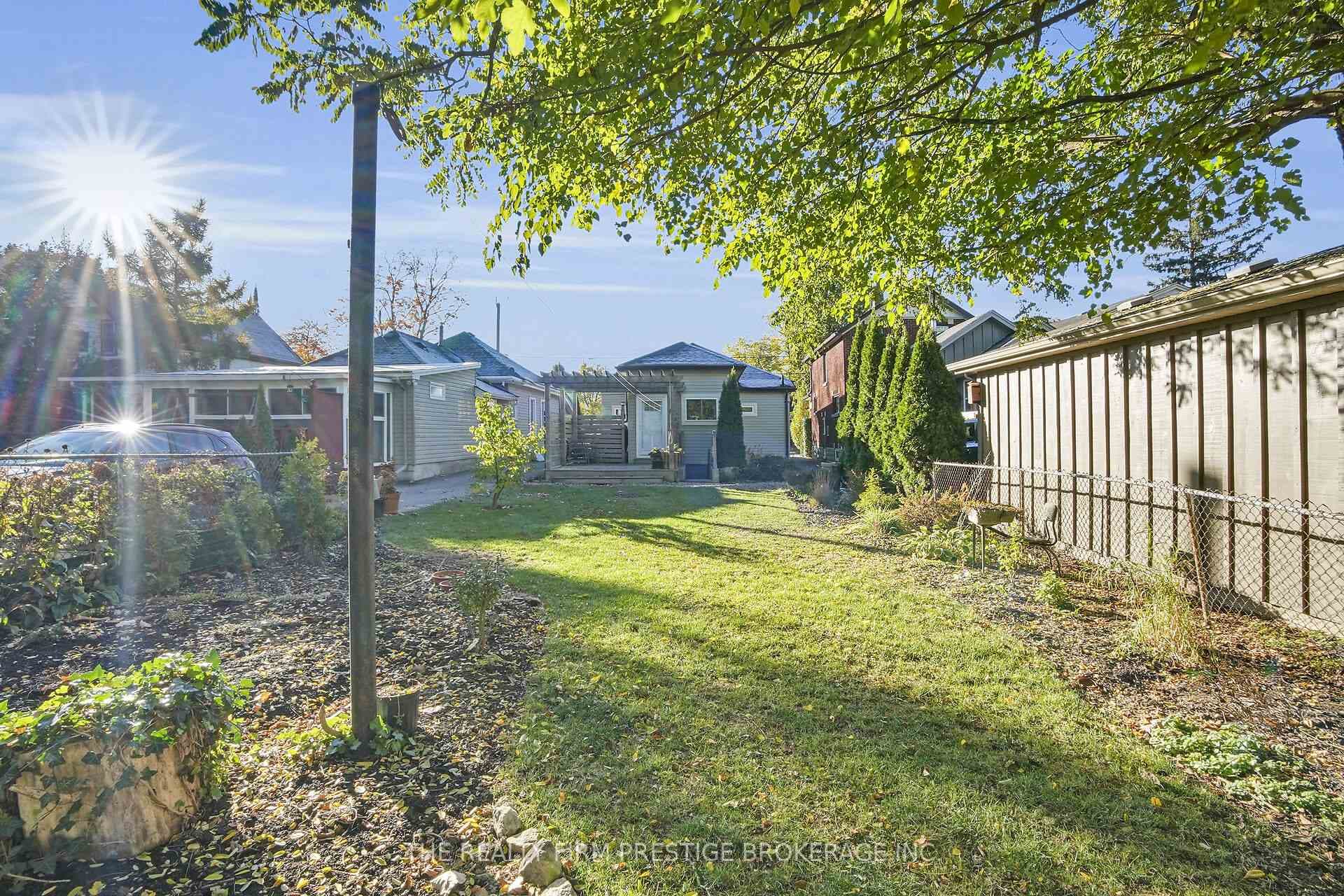 60 Bruce Street photo 25