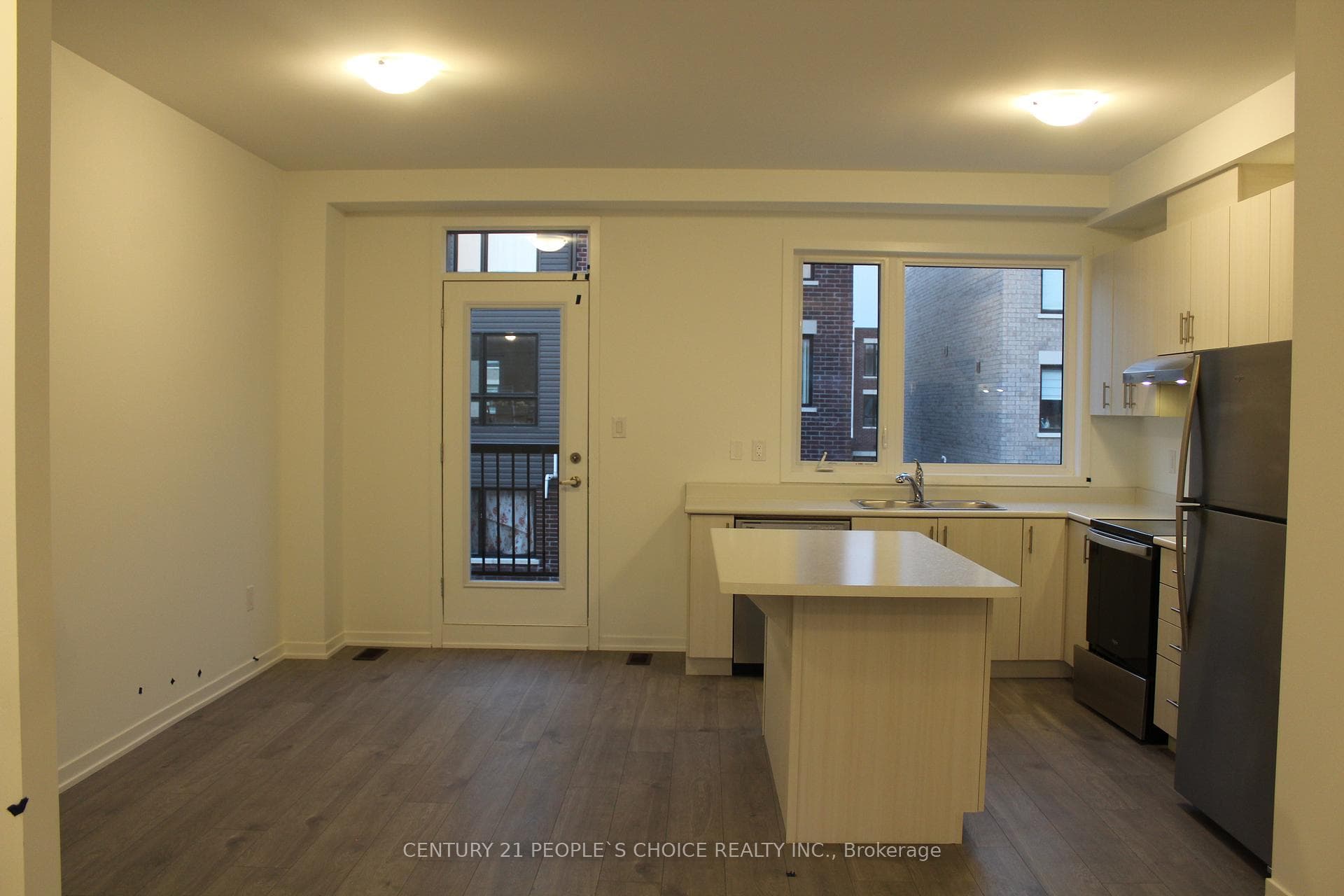 11 Bateson Street photo 9