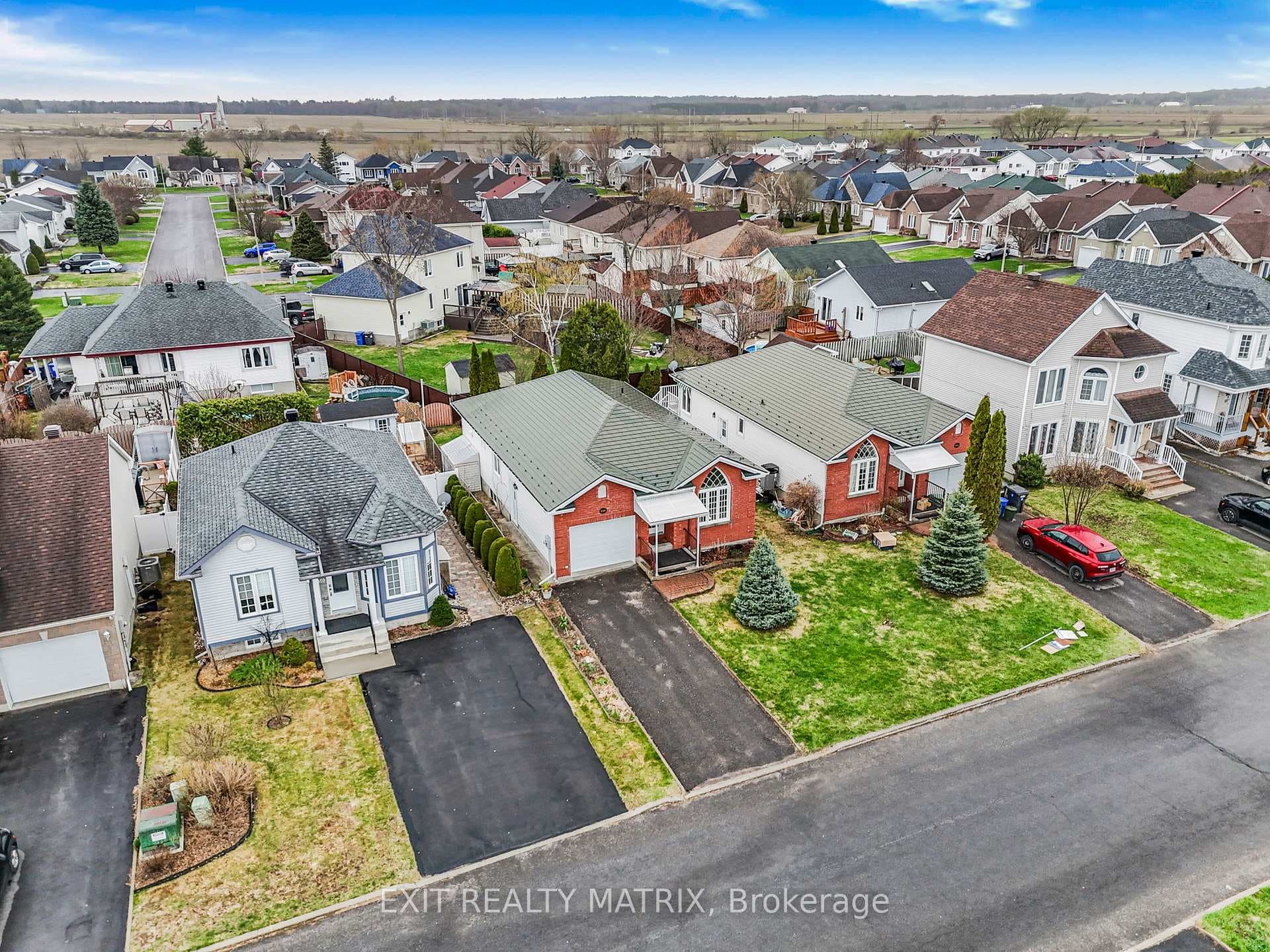836 Pilon Street photo 37