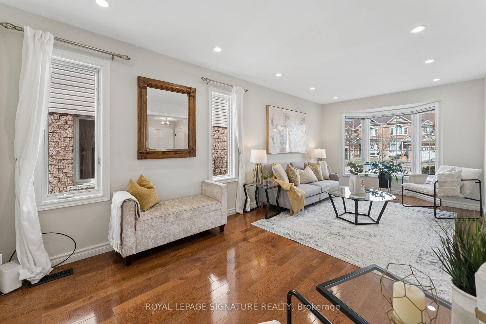 Gleaming Hardwood Floors (2006)