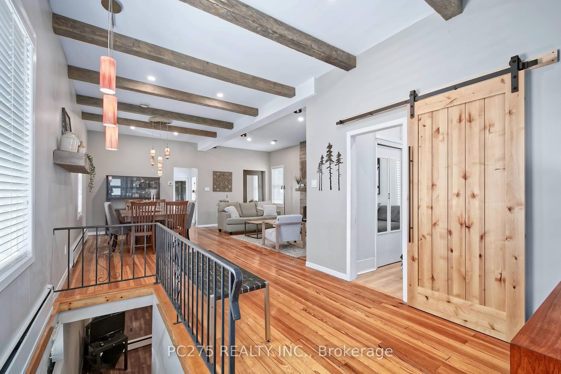77 Elm Street photo 6