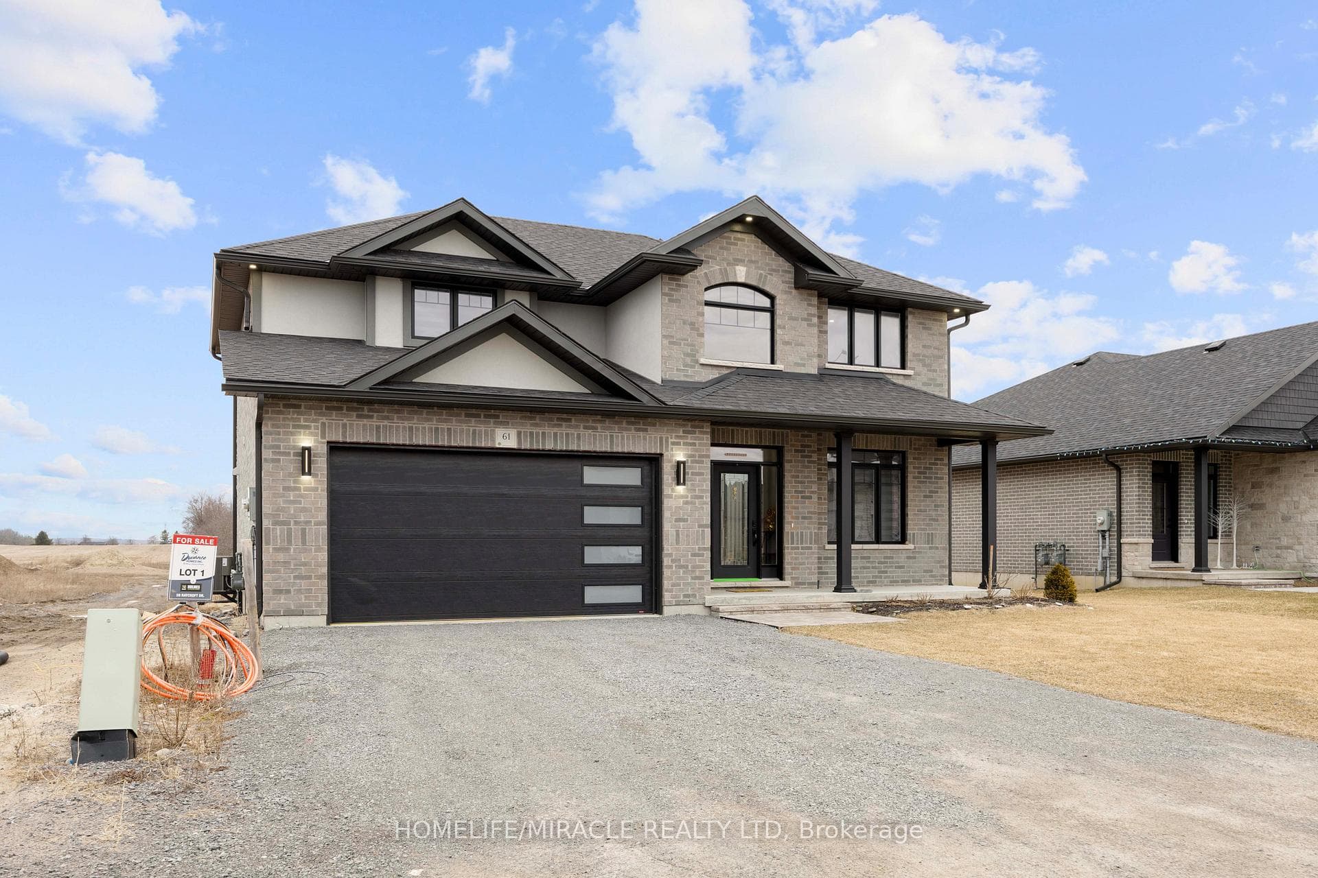 61 Raycroft Drive photo 2