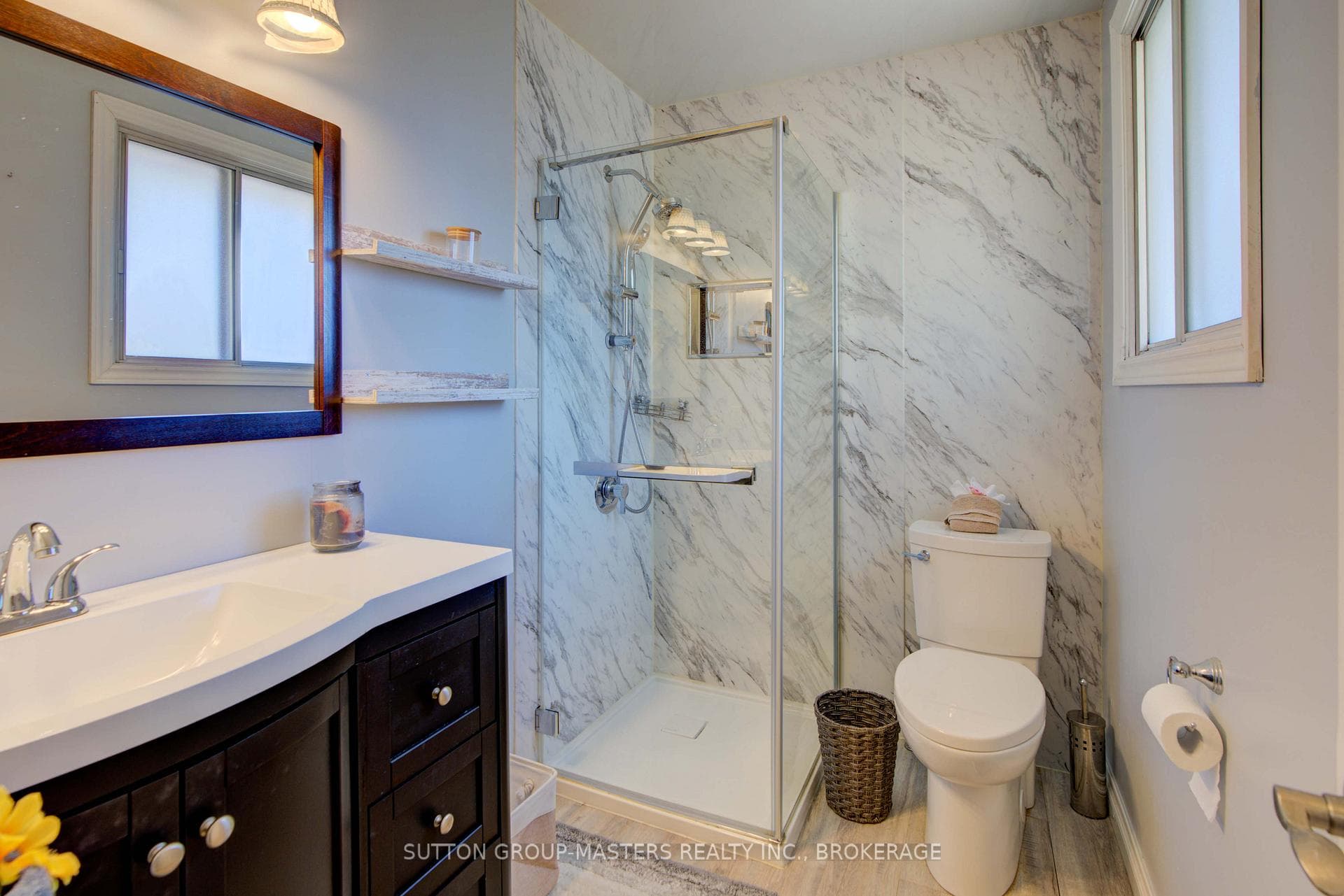 715 Collins Bay Road photo 20