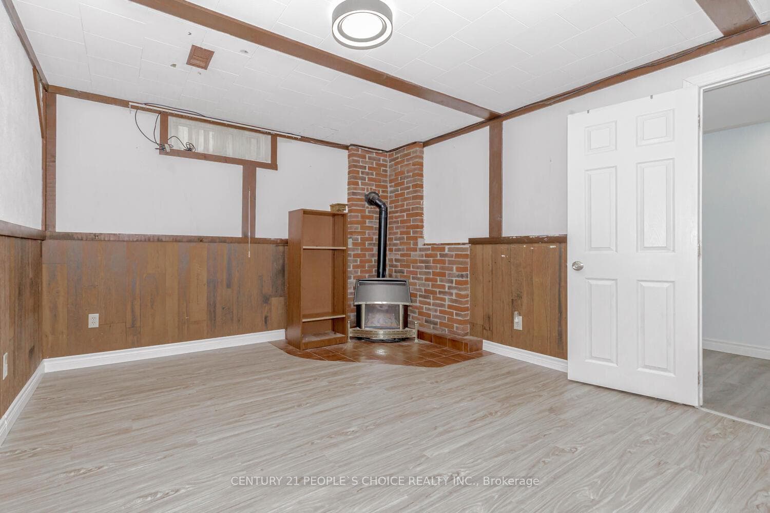 106 Dunsmere Drive photo 36