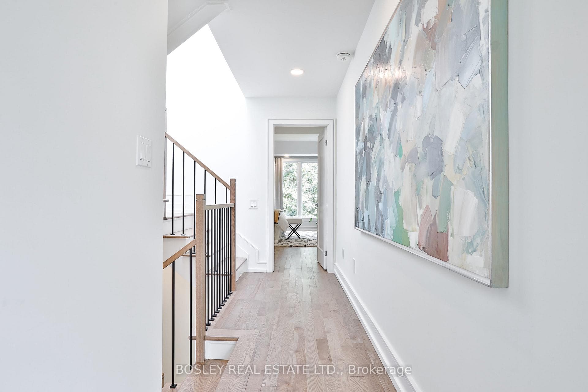 150 Albertus Avenue photo 19