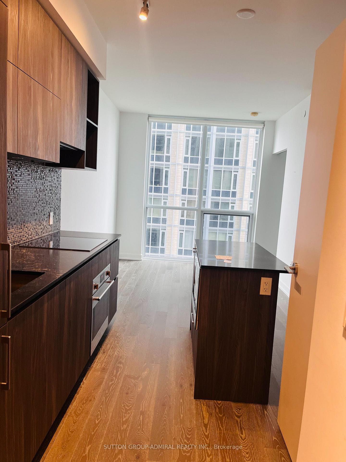 1 Yorkville Avenue Unit 3603 photo 11