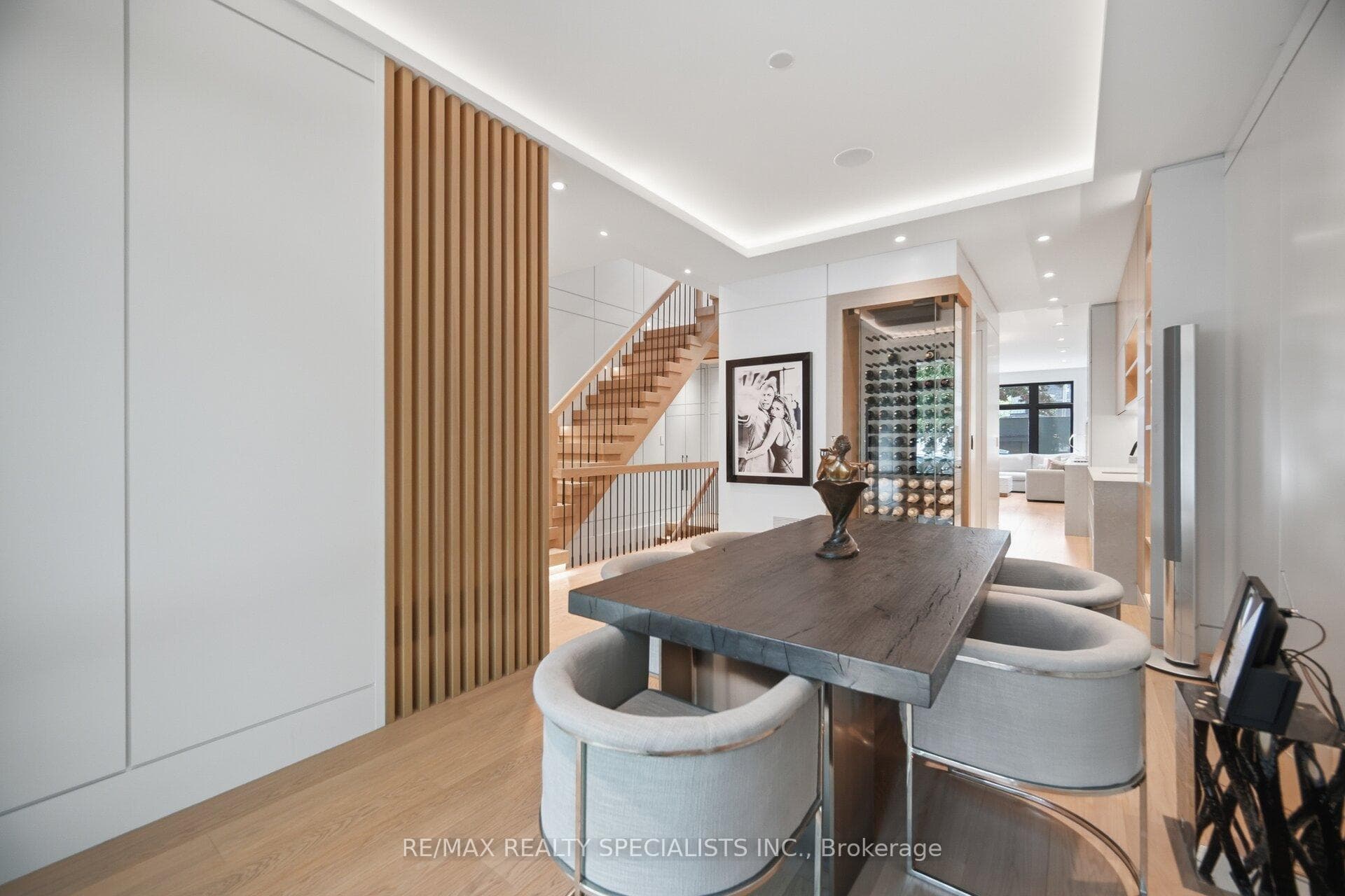 43 Summerhill Avenue photo 6