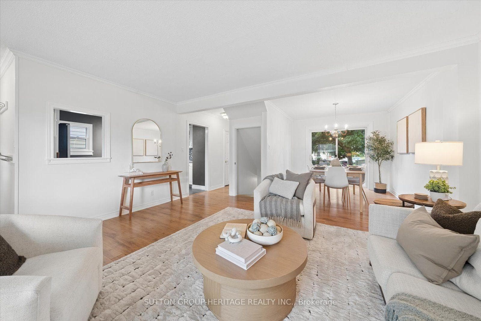 Living Dining areas