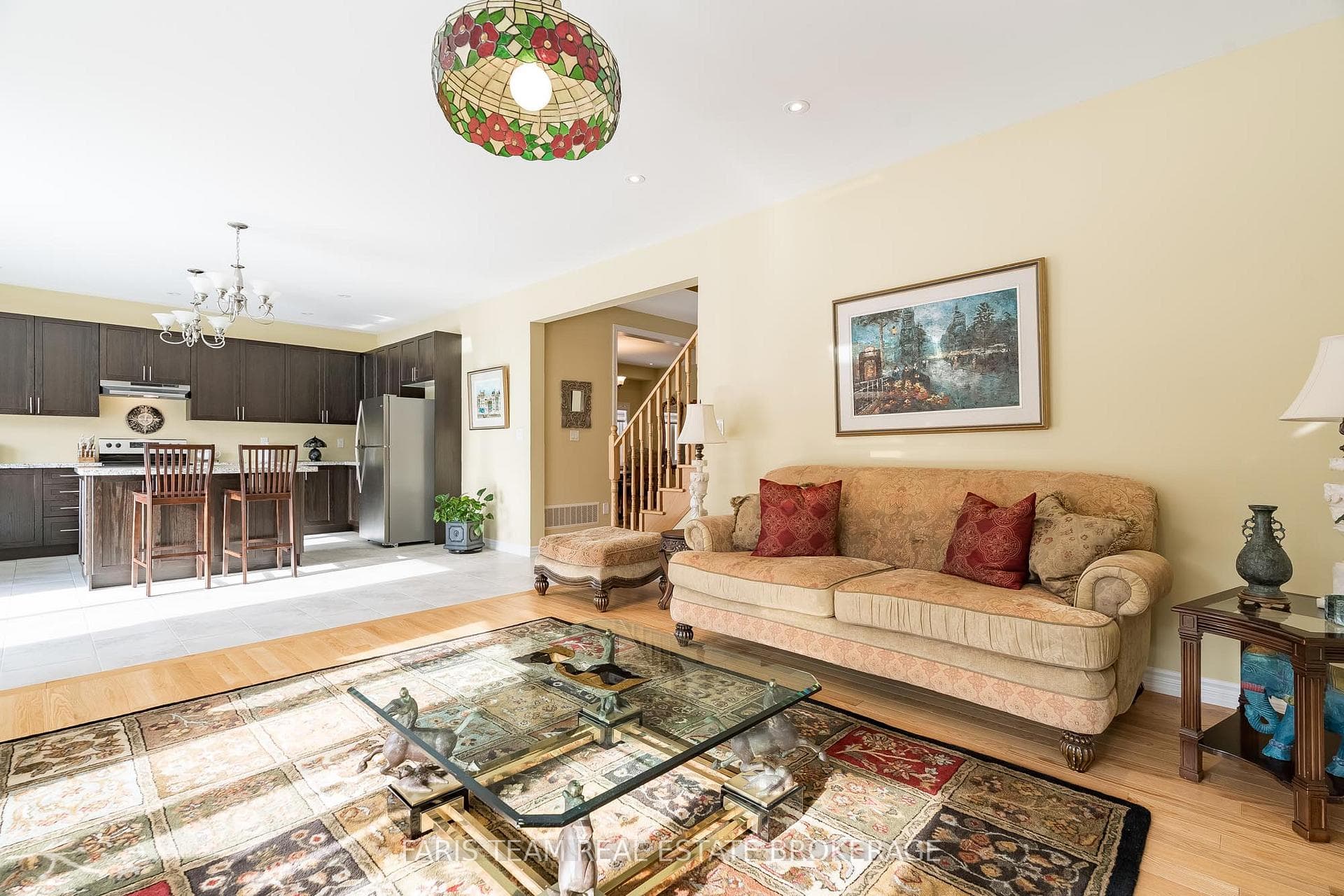 1041 Wickham Road photo 19