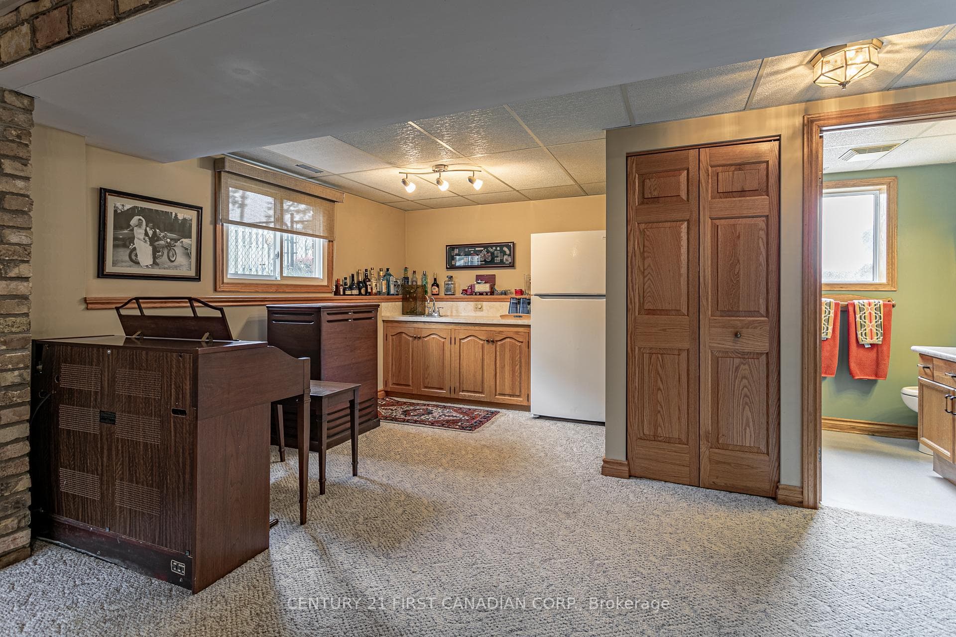 219 Stanley Street photo 32