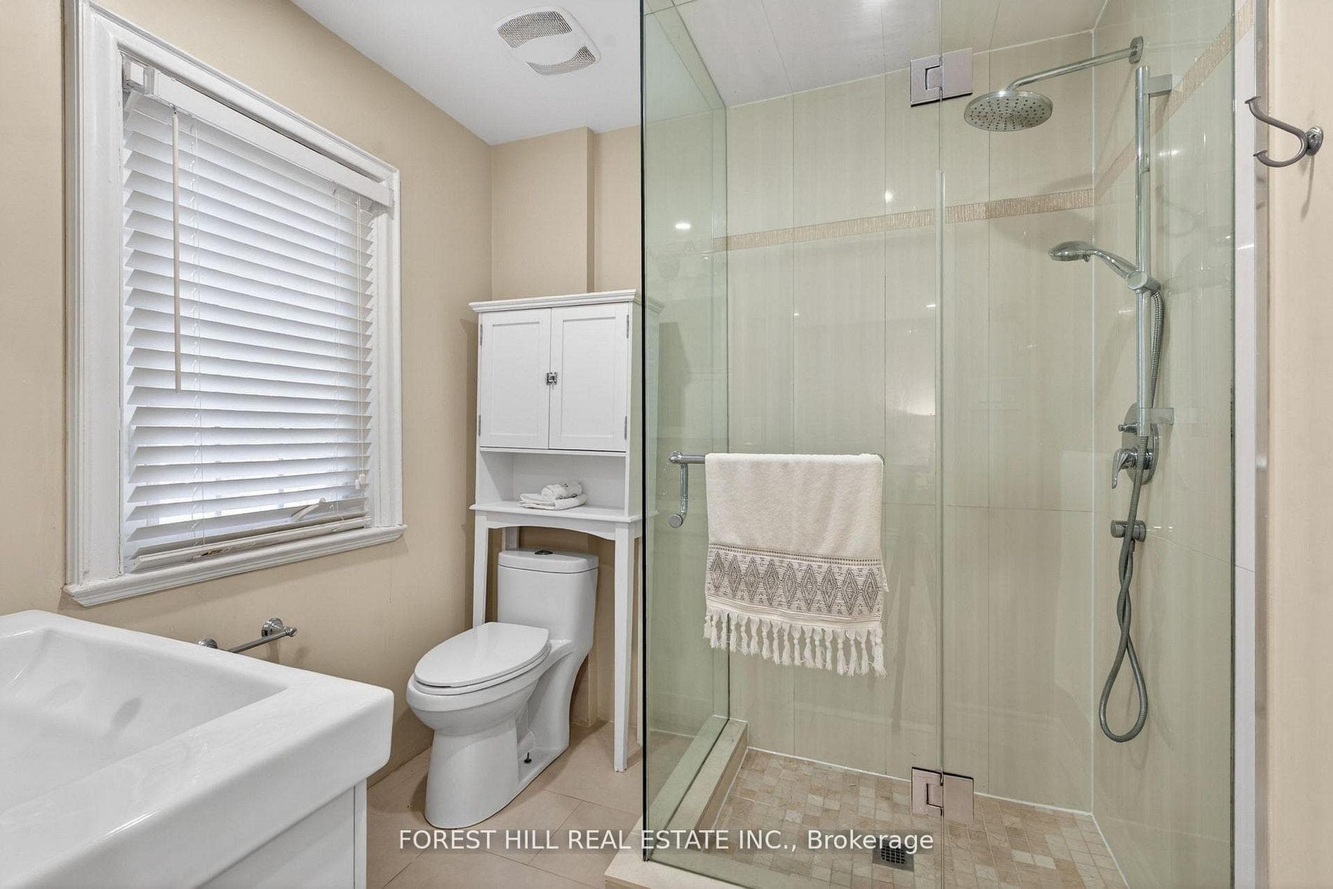 603 Spadina Road photo 21