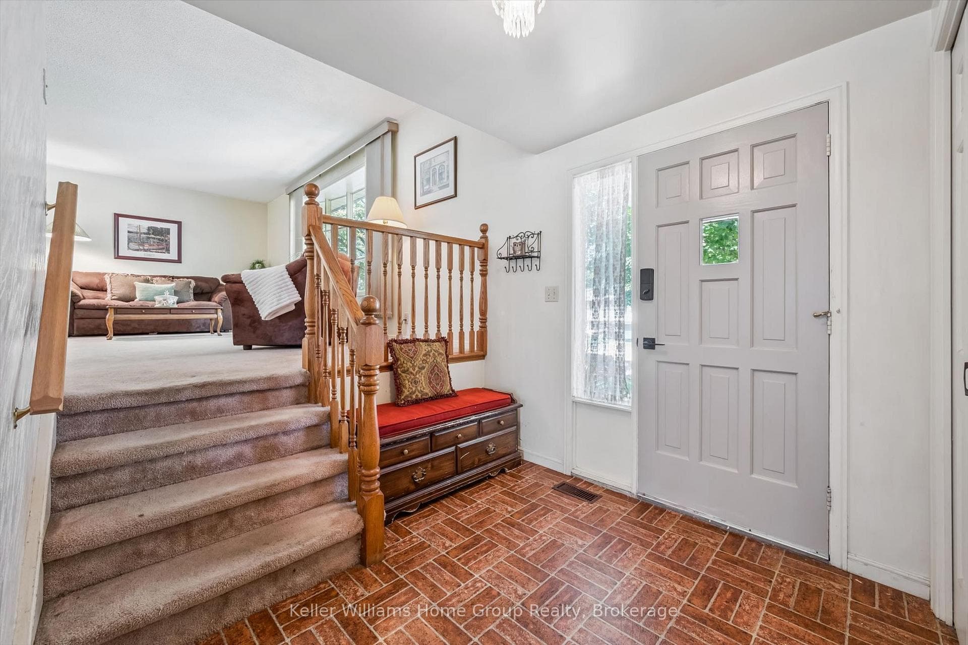 44 Sherwood Drive photo 8