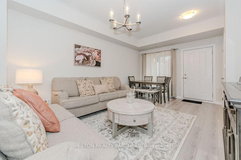 25 Isherwood Avenue Unit 33 photo 3